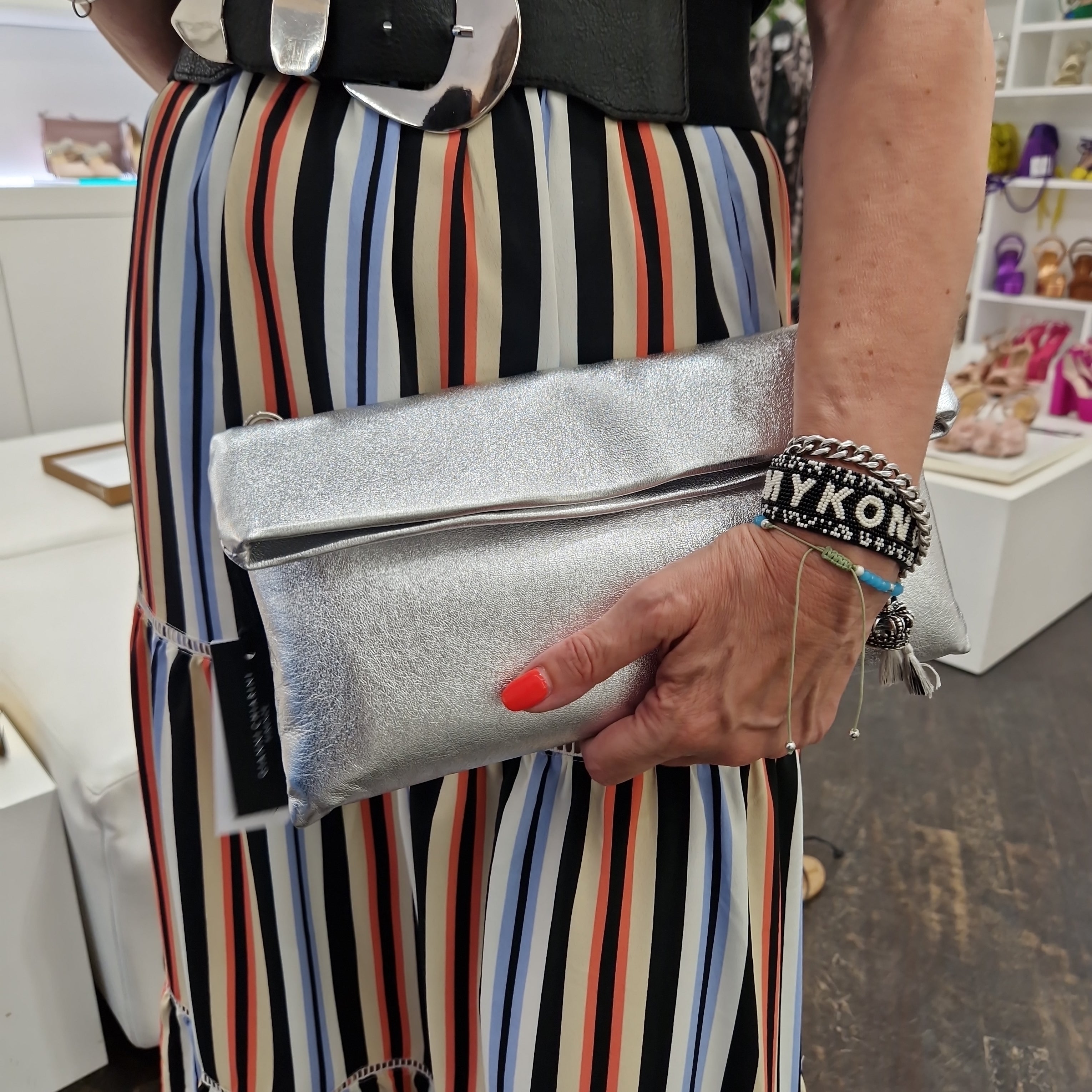 Gianni Chiarini pochette color argento