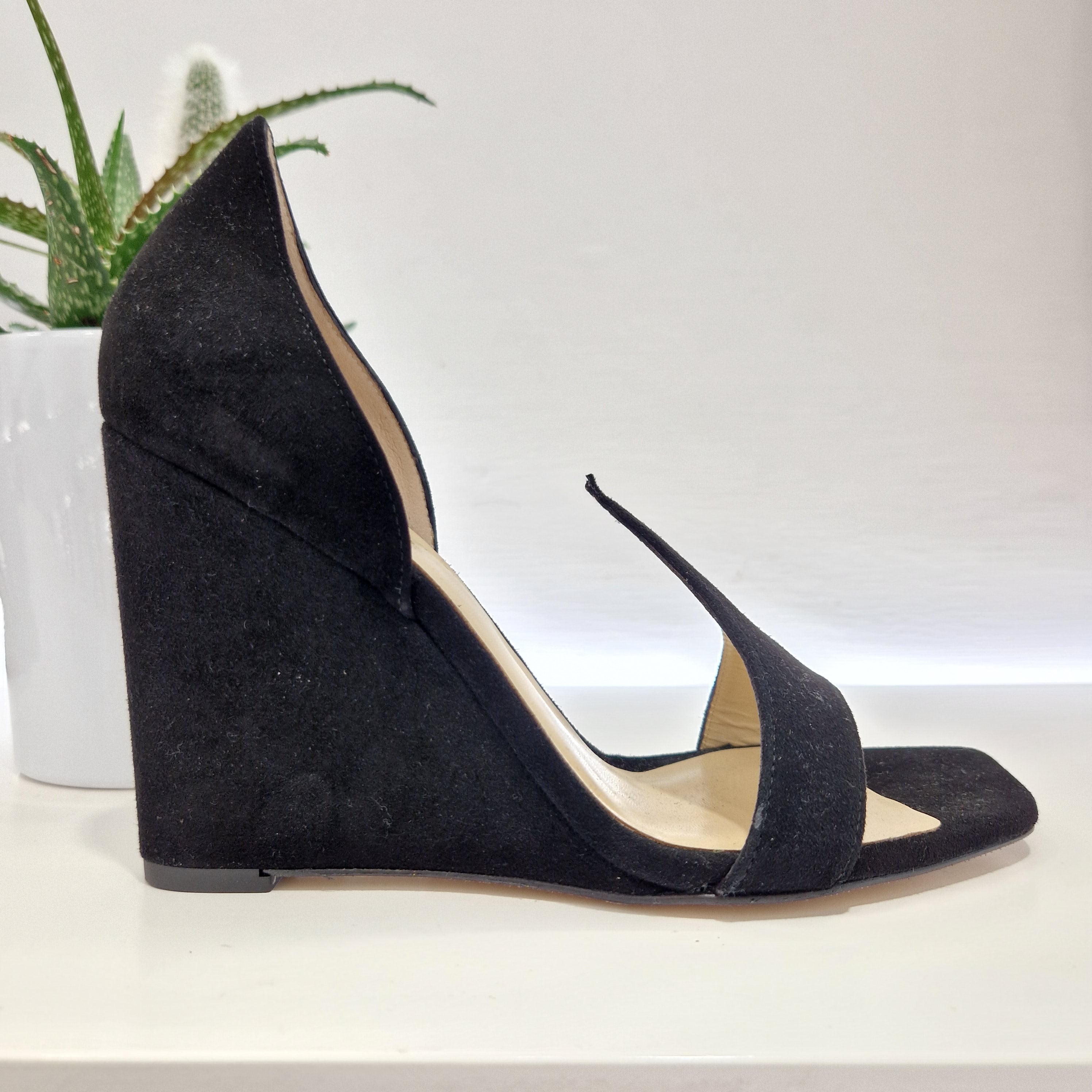Dorico black wedge sandal