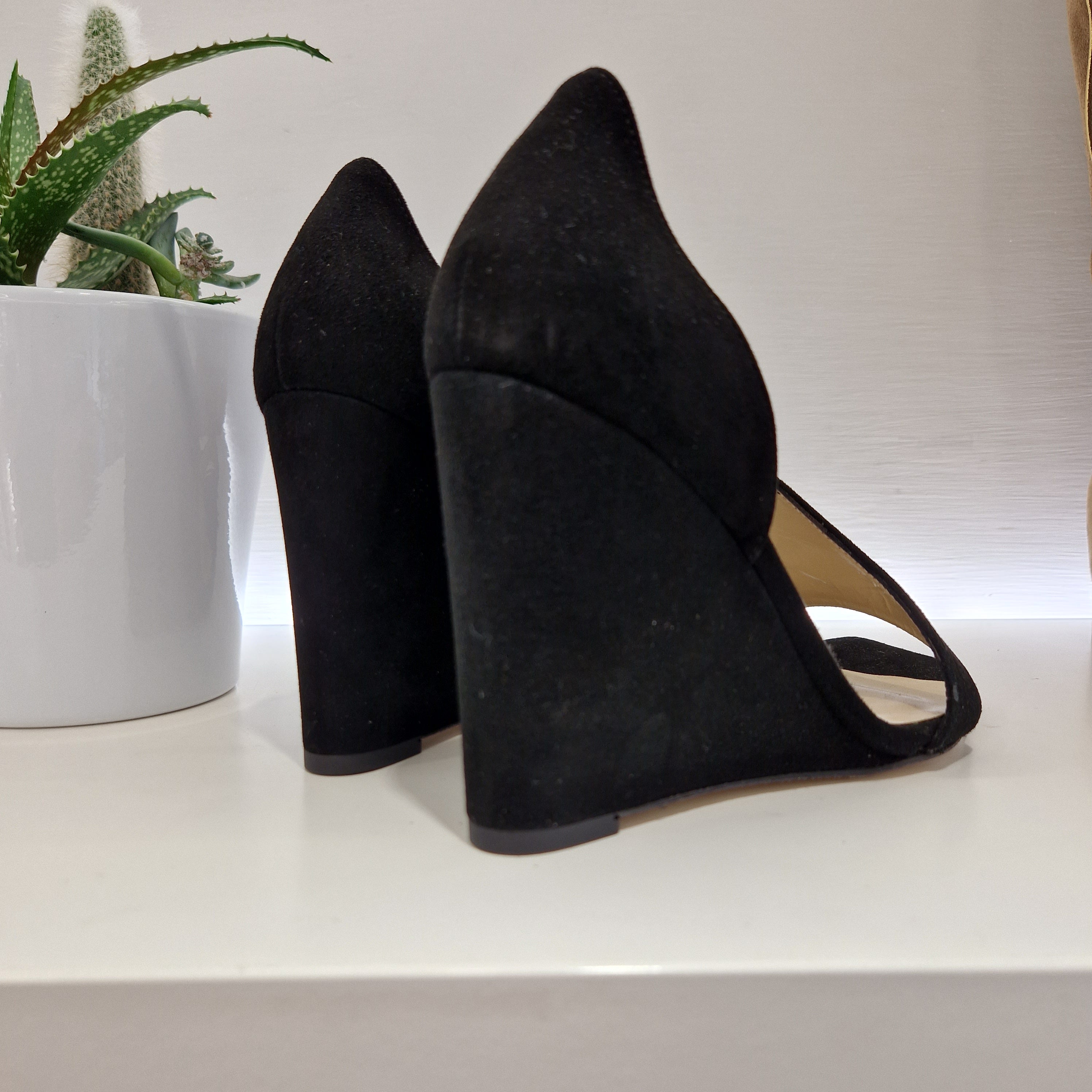 Dorico black wedge sandal
