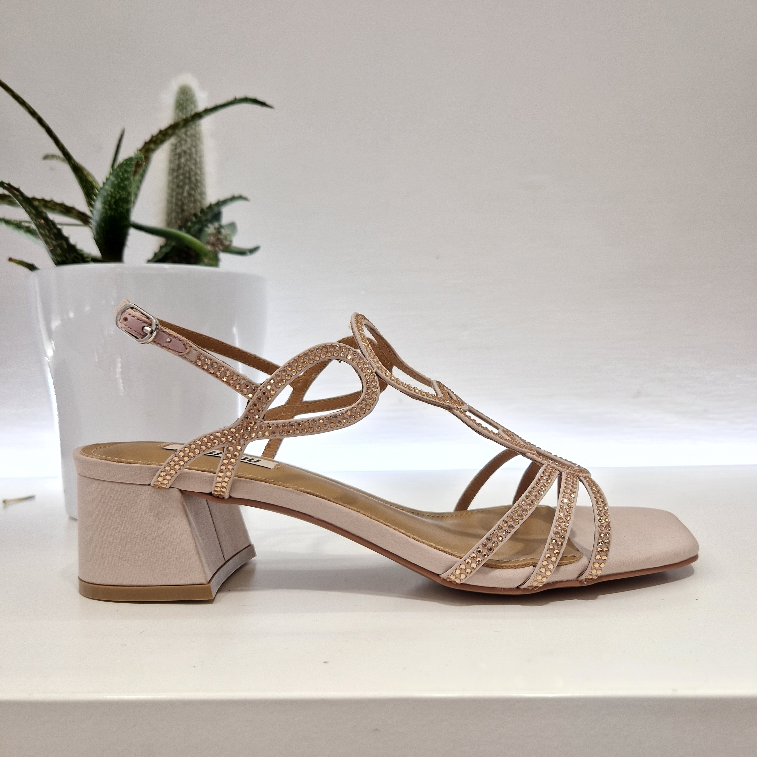 Bibilou rhinestone powder sandal