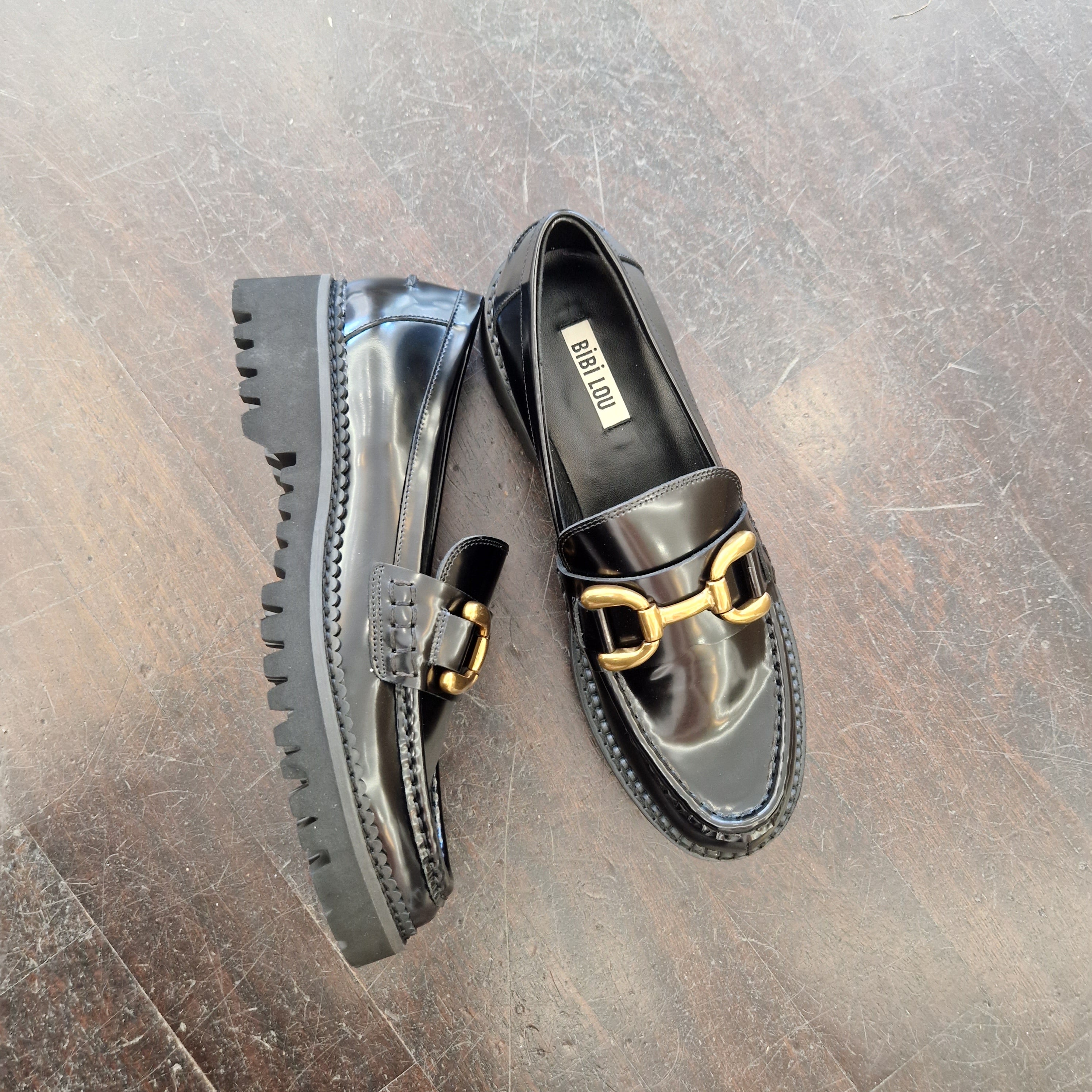 Bibilou College Moccasin