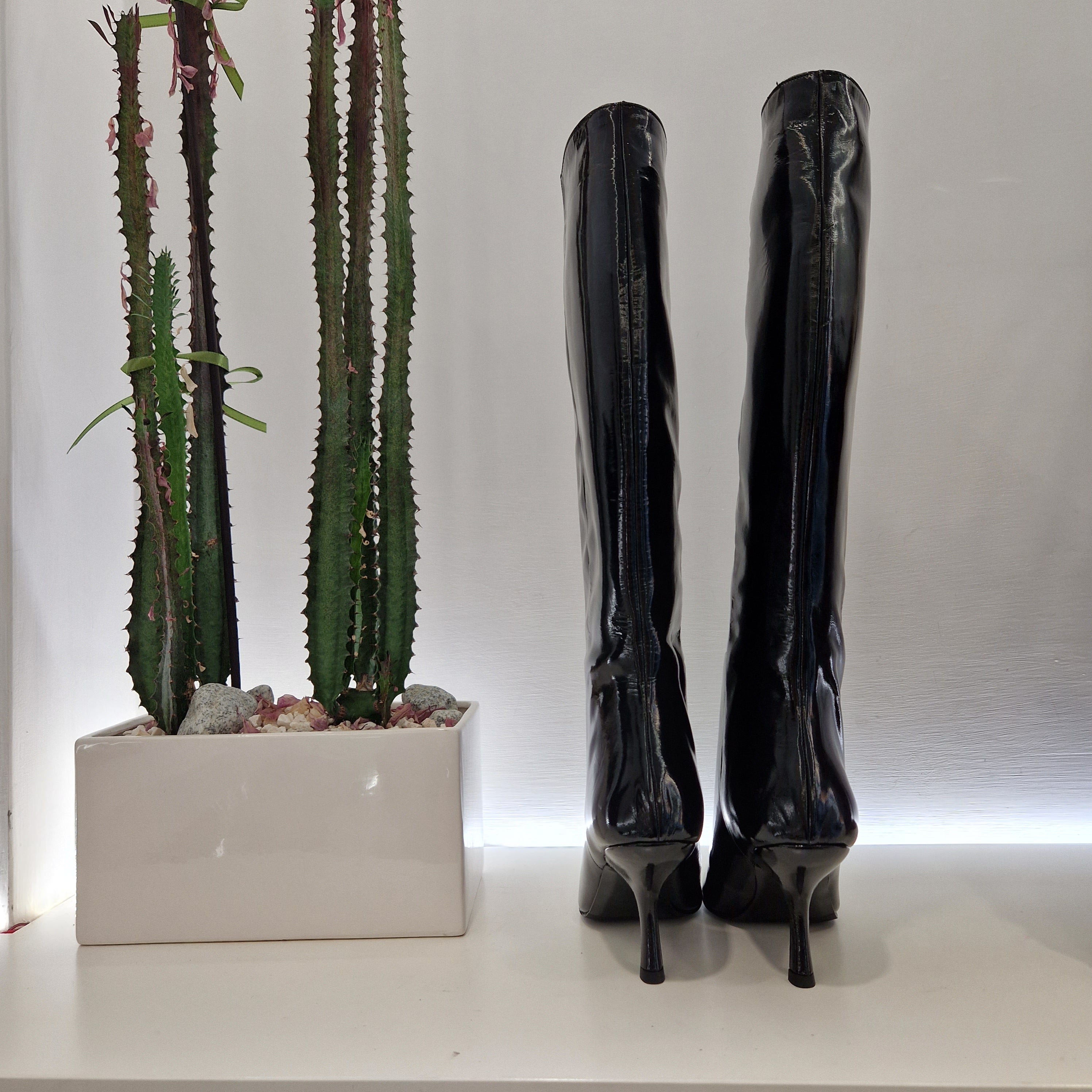 Black boot