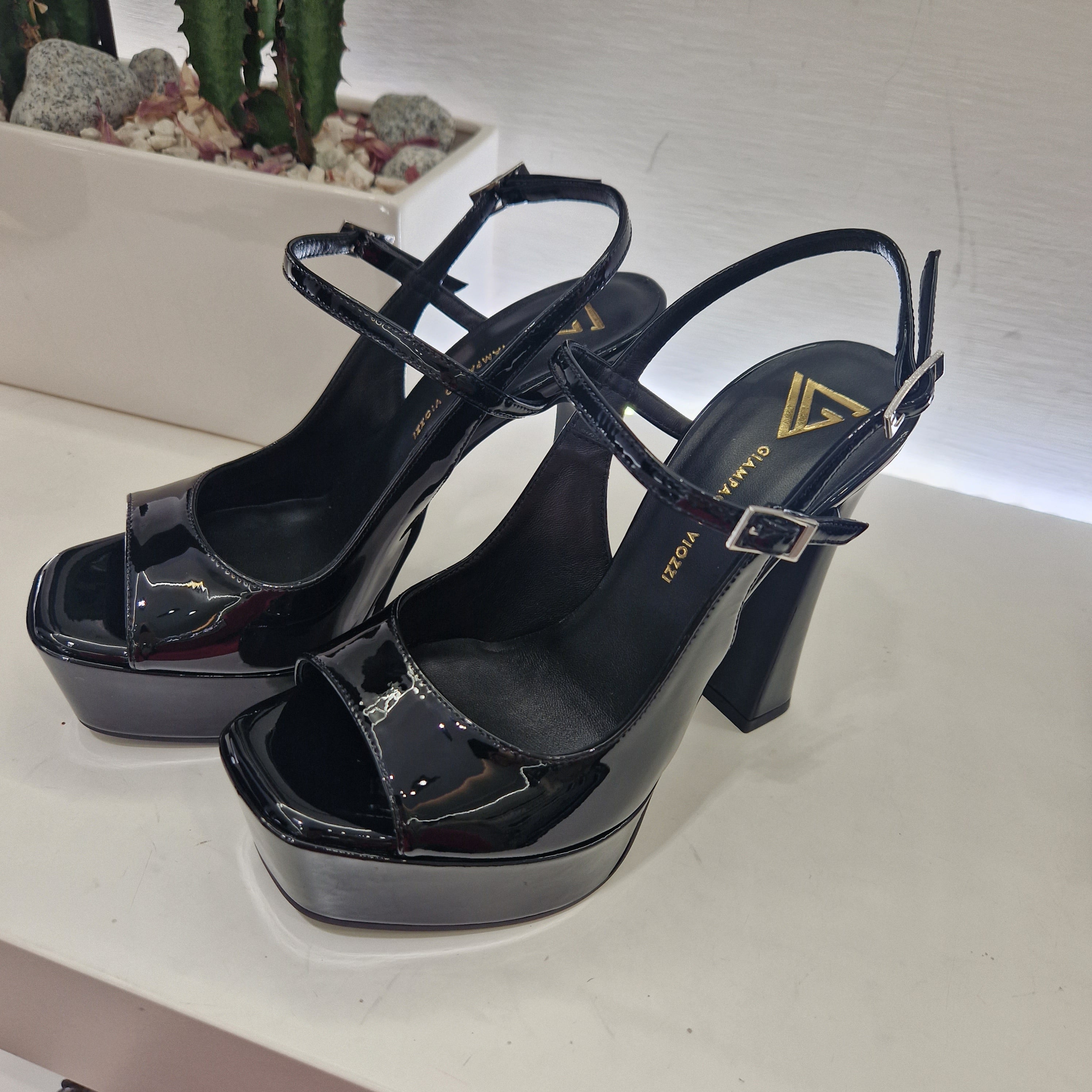 Giampaolo Viozzi sling back vernice nero