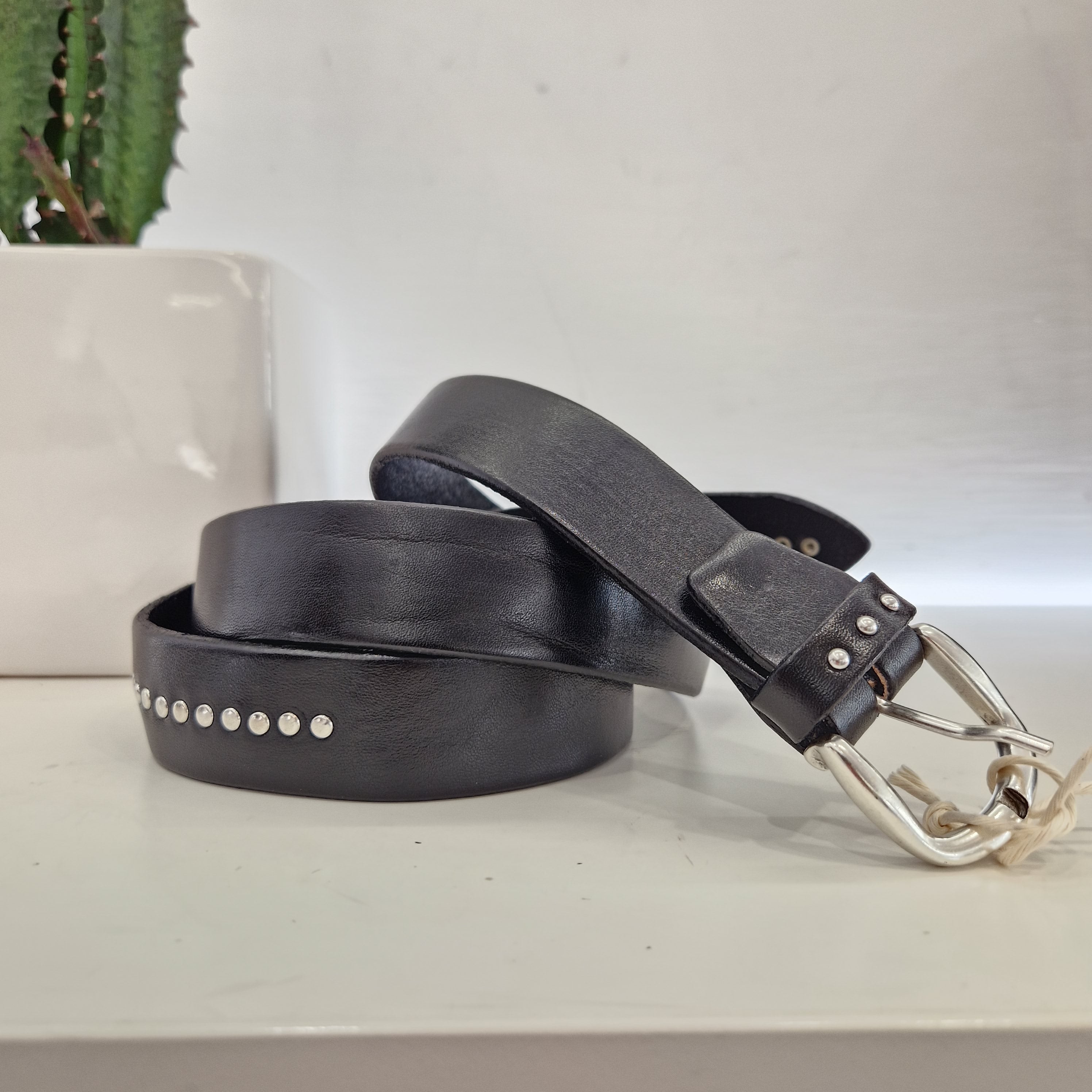 Alberto Luti black belt silver micro studs