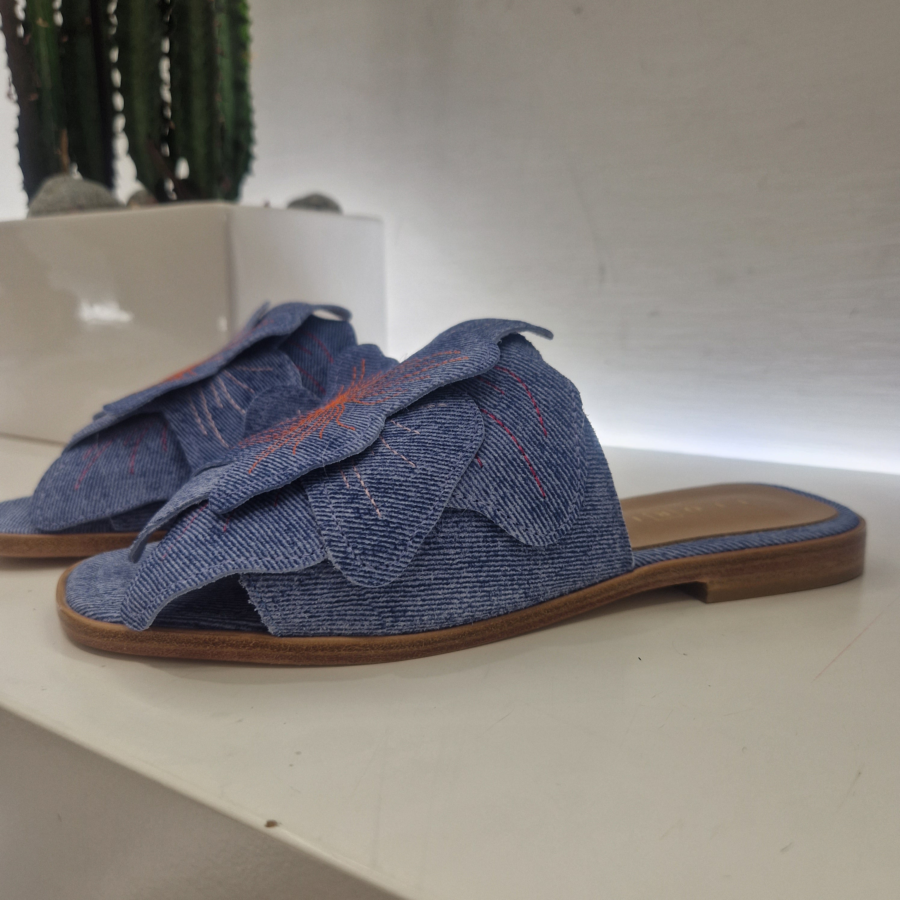 Fiorina sandal slipper in jeans