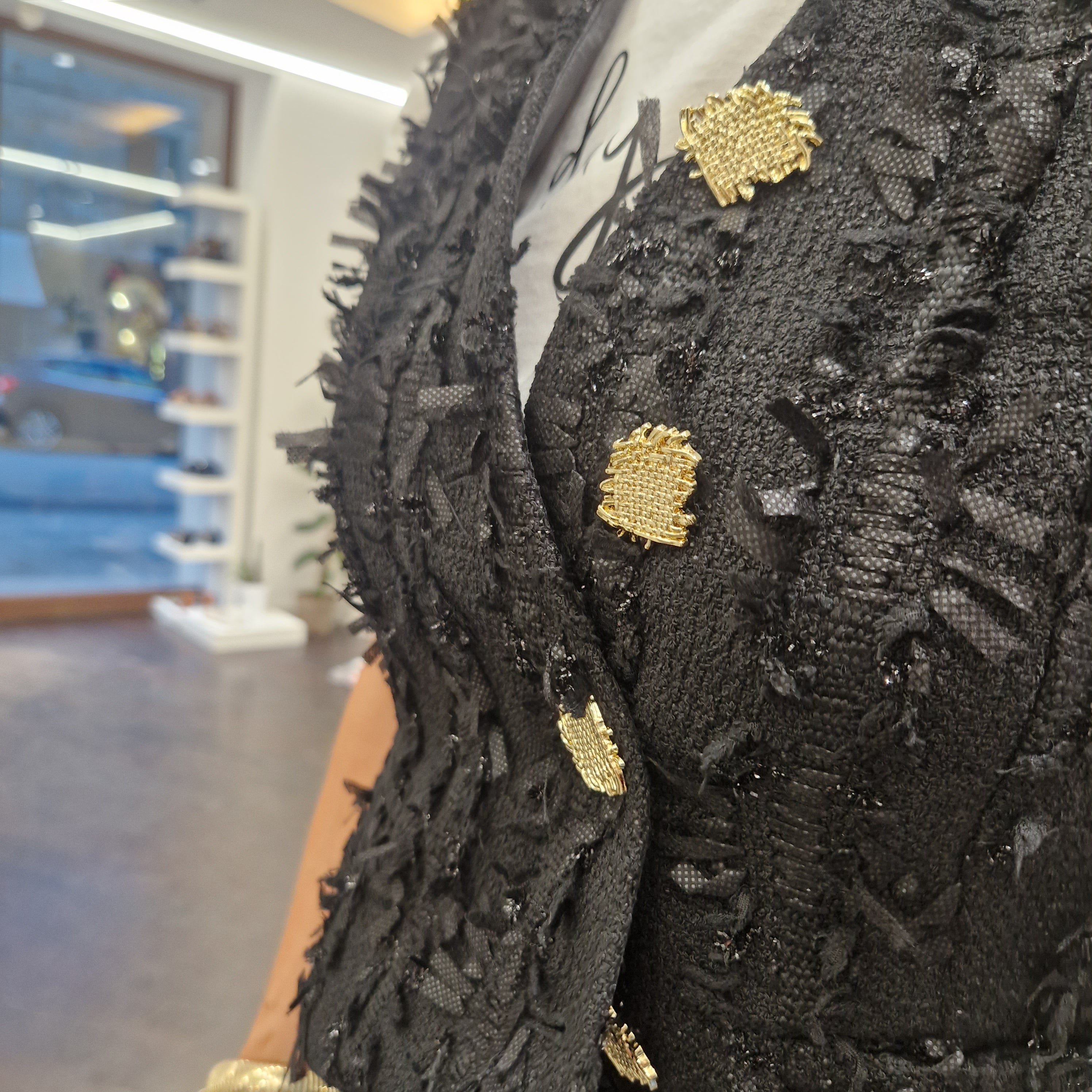 Gilet nero bottoni oro