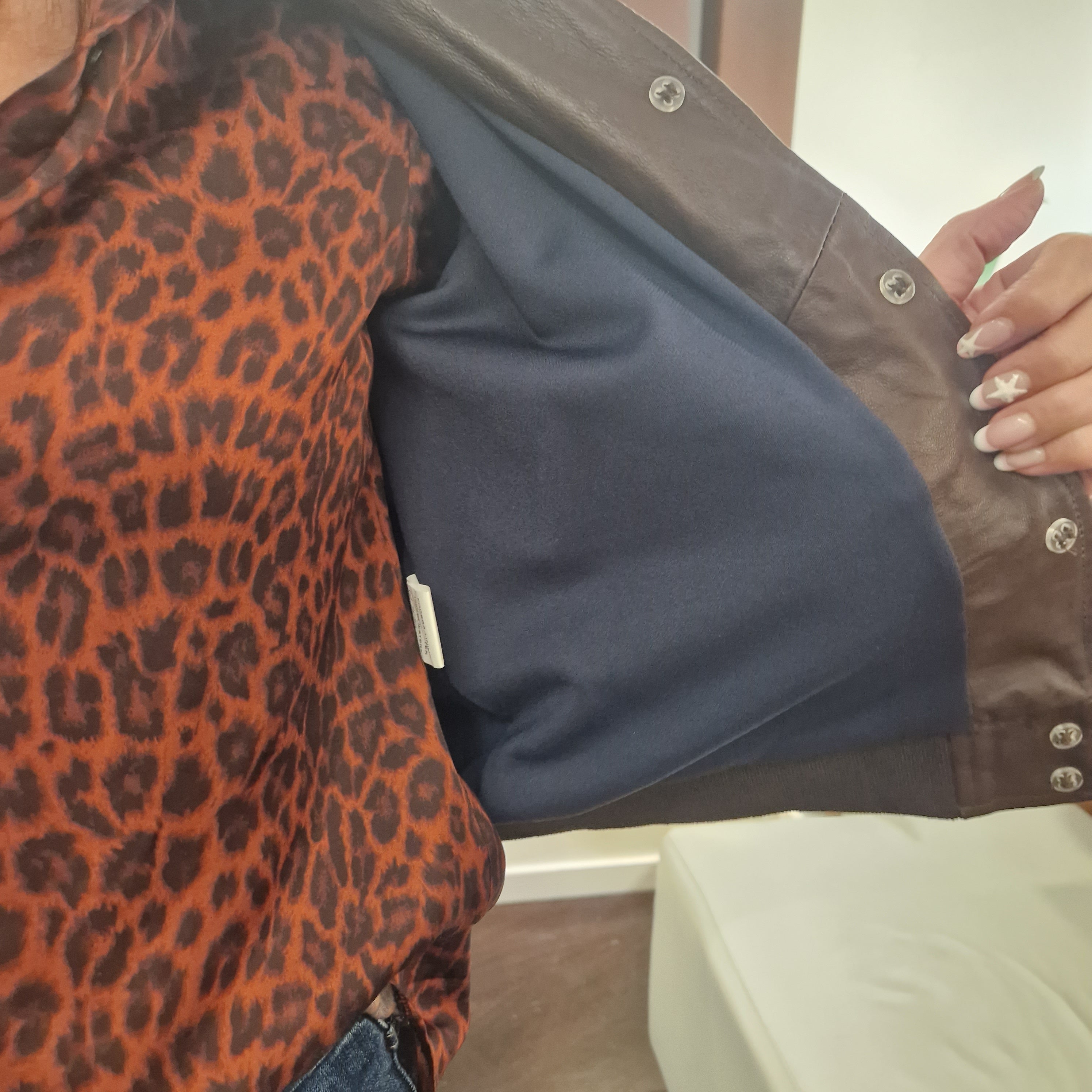 Giacca modello bomber vera pelle t. Moro