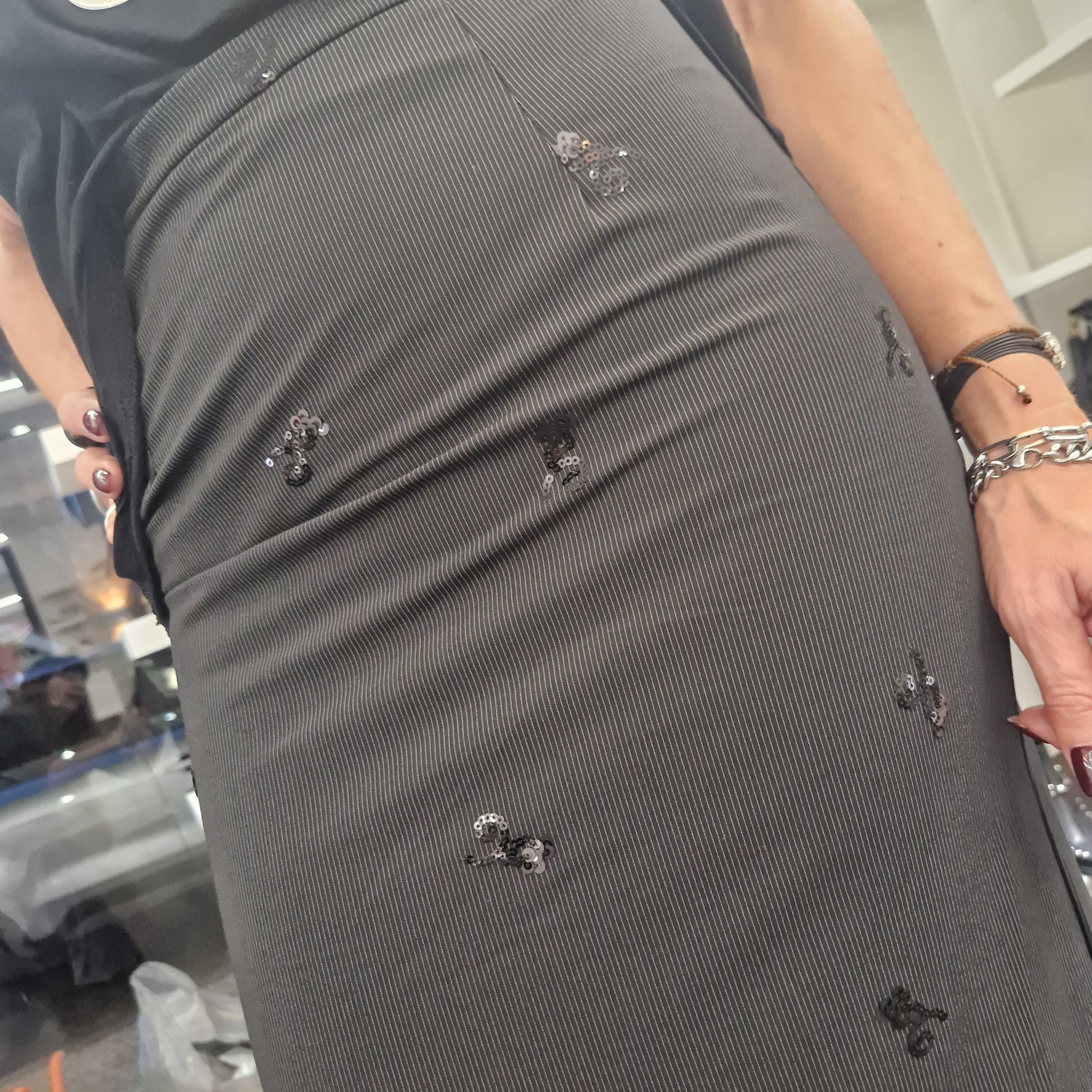 Gonna gessata con paillettes