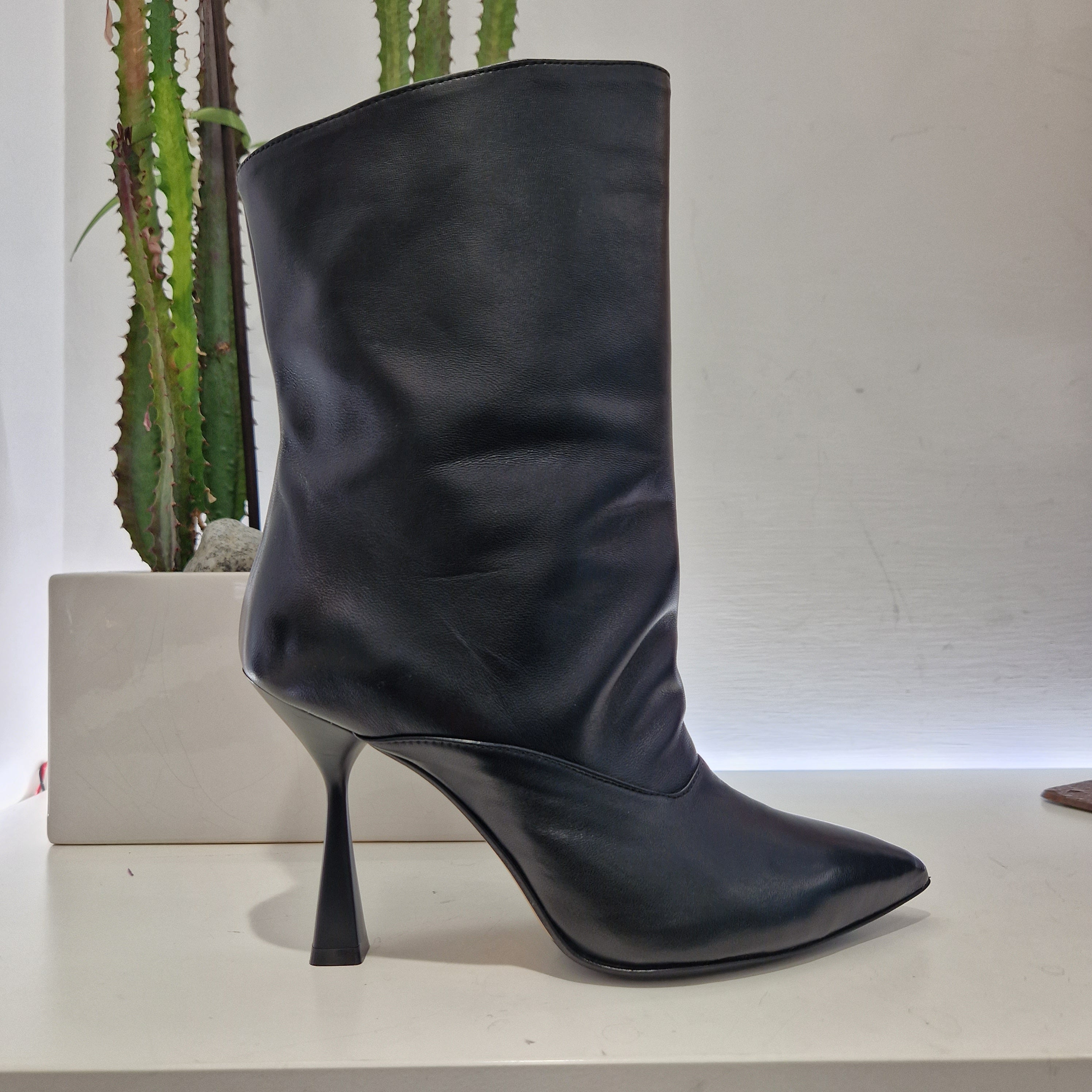 Isabelle Paris stivaletto color nero