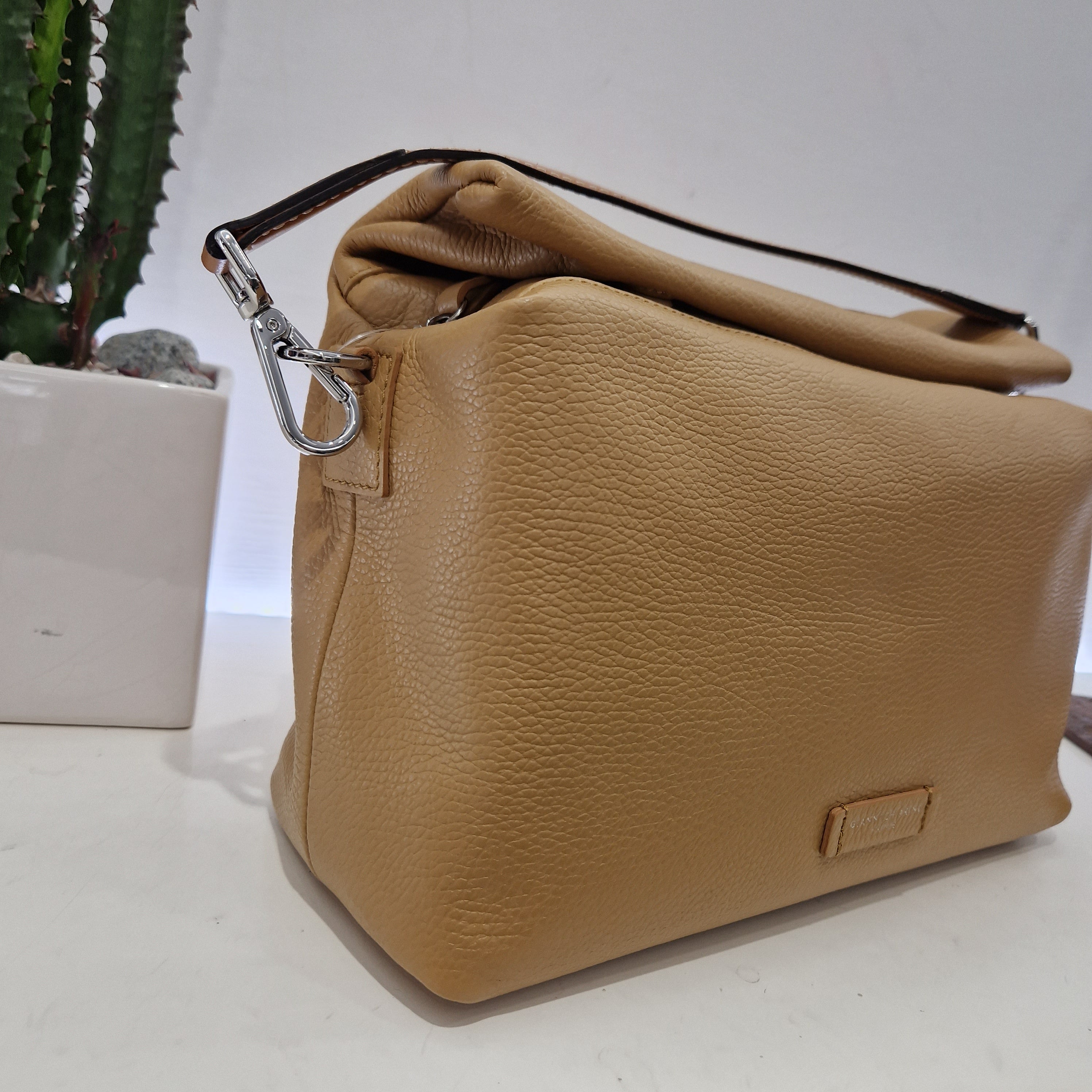 Gianni Chiarini borsa linea AMINA formato grande