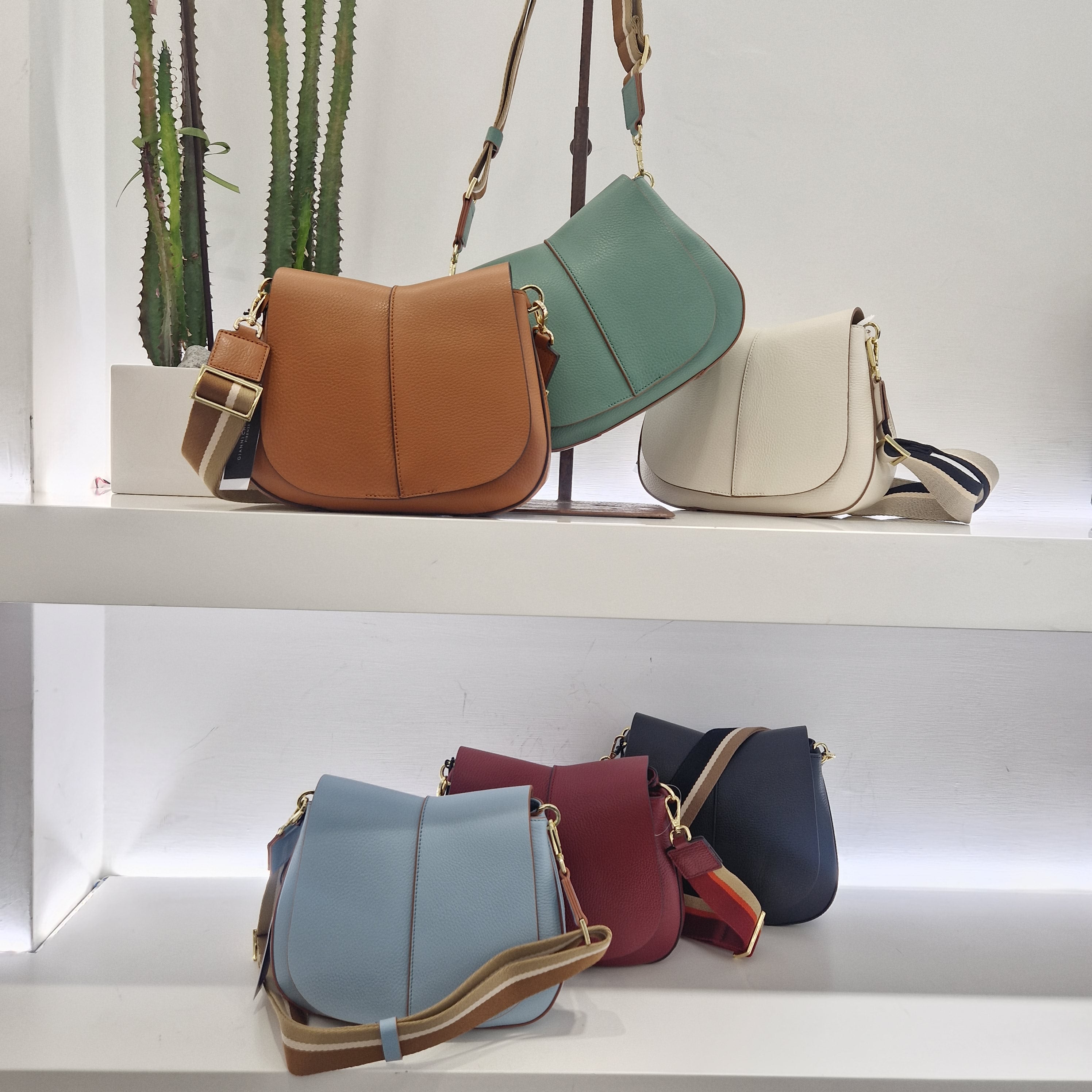 Gianni Chiarini borsa linea Helena Raund formato medio