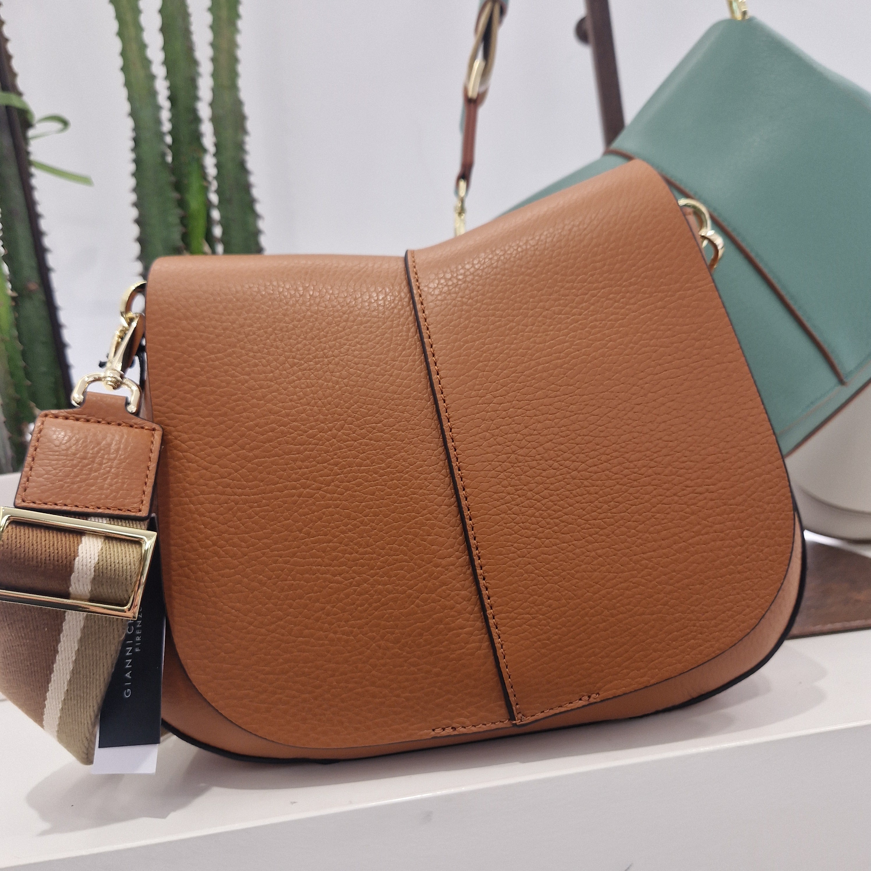 Gianni Chiarini borsa linea Helena Raund formato medio