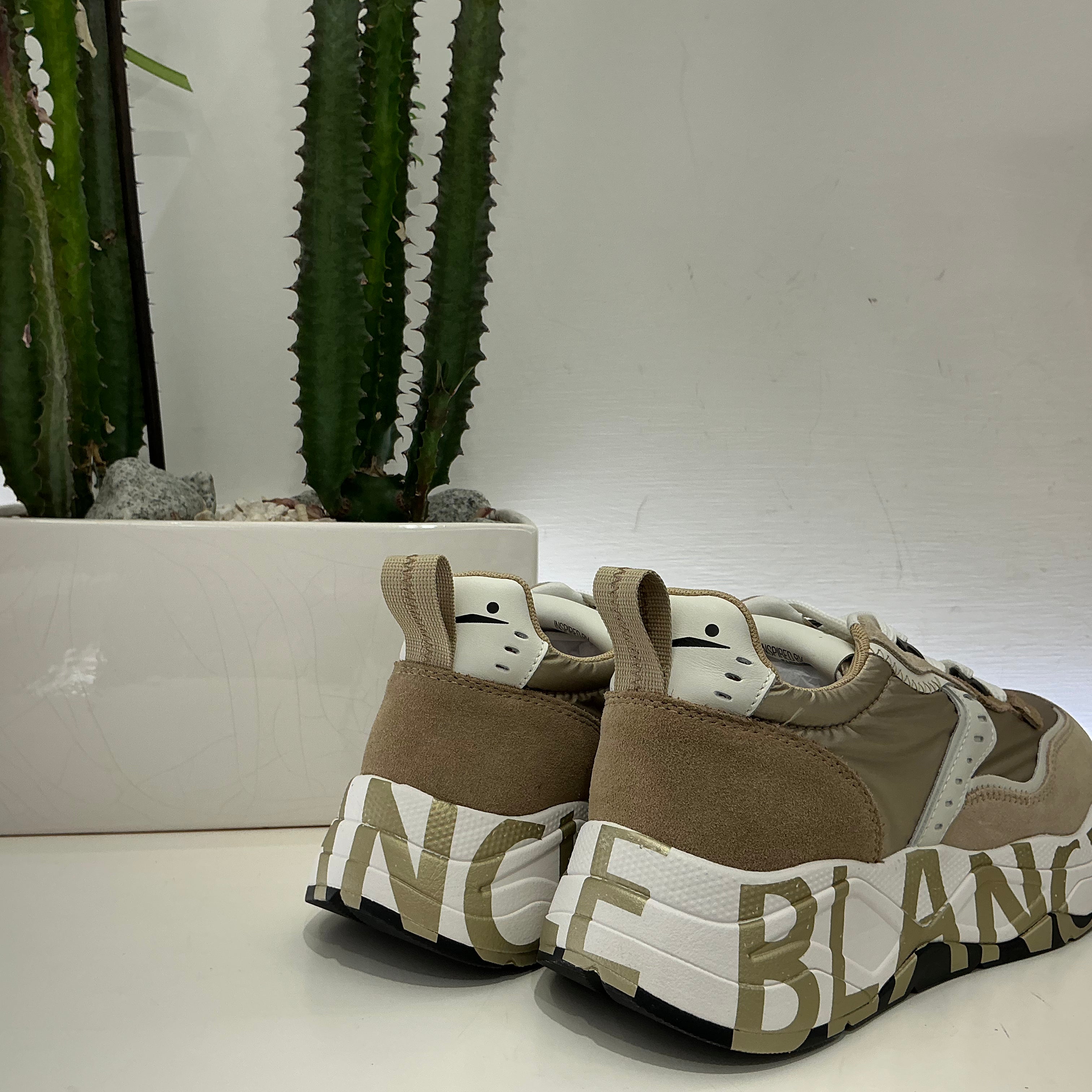 Voile Blanche sneaker modello CLUB suede/nylon laminato oro