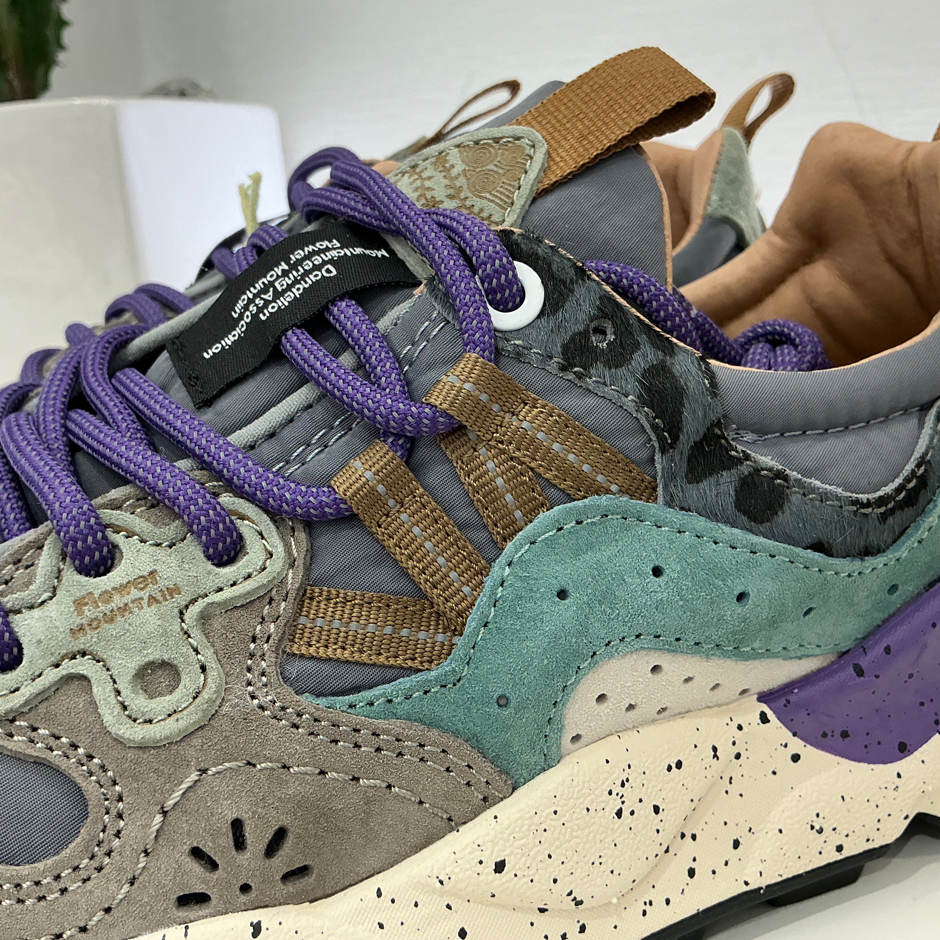 Flower Mountain sneakers grigia