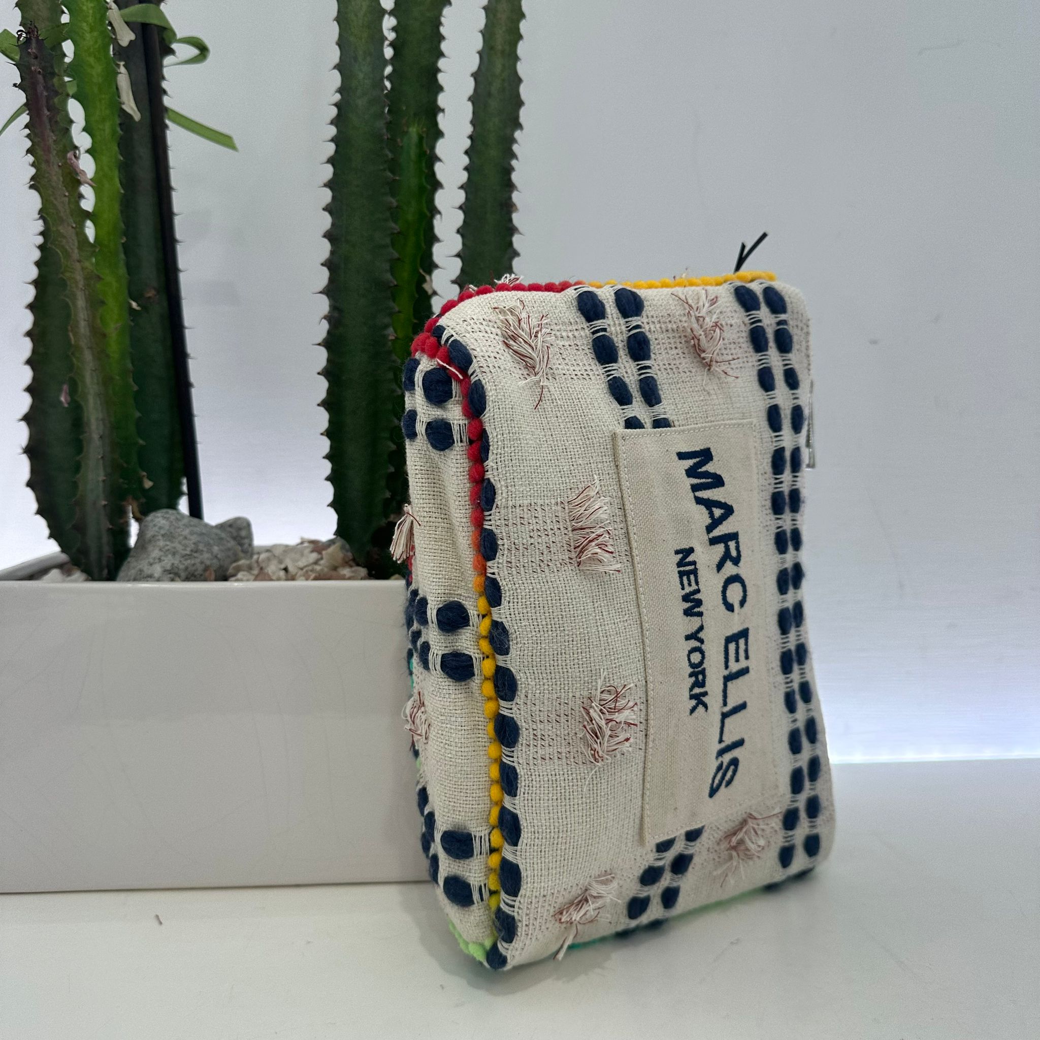 Marc Ellis pochette in tessuto variate righe fondo panna