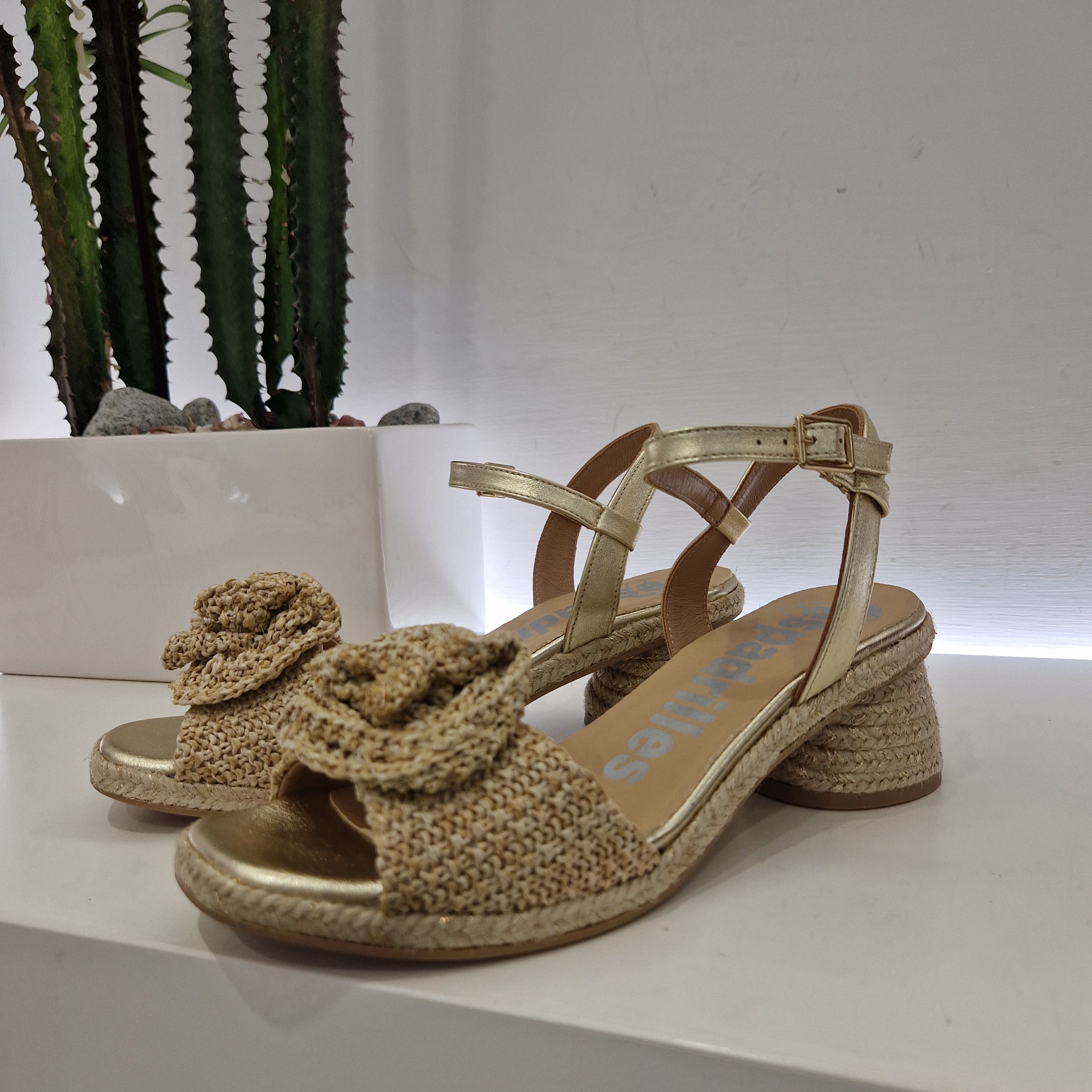 Espadrilles sandalo LOE CEILA con fiore