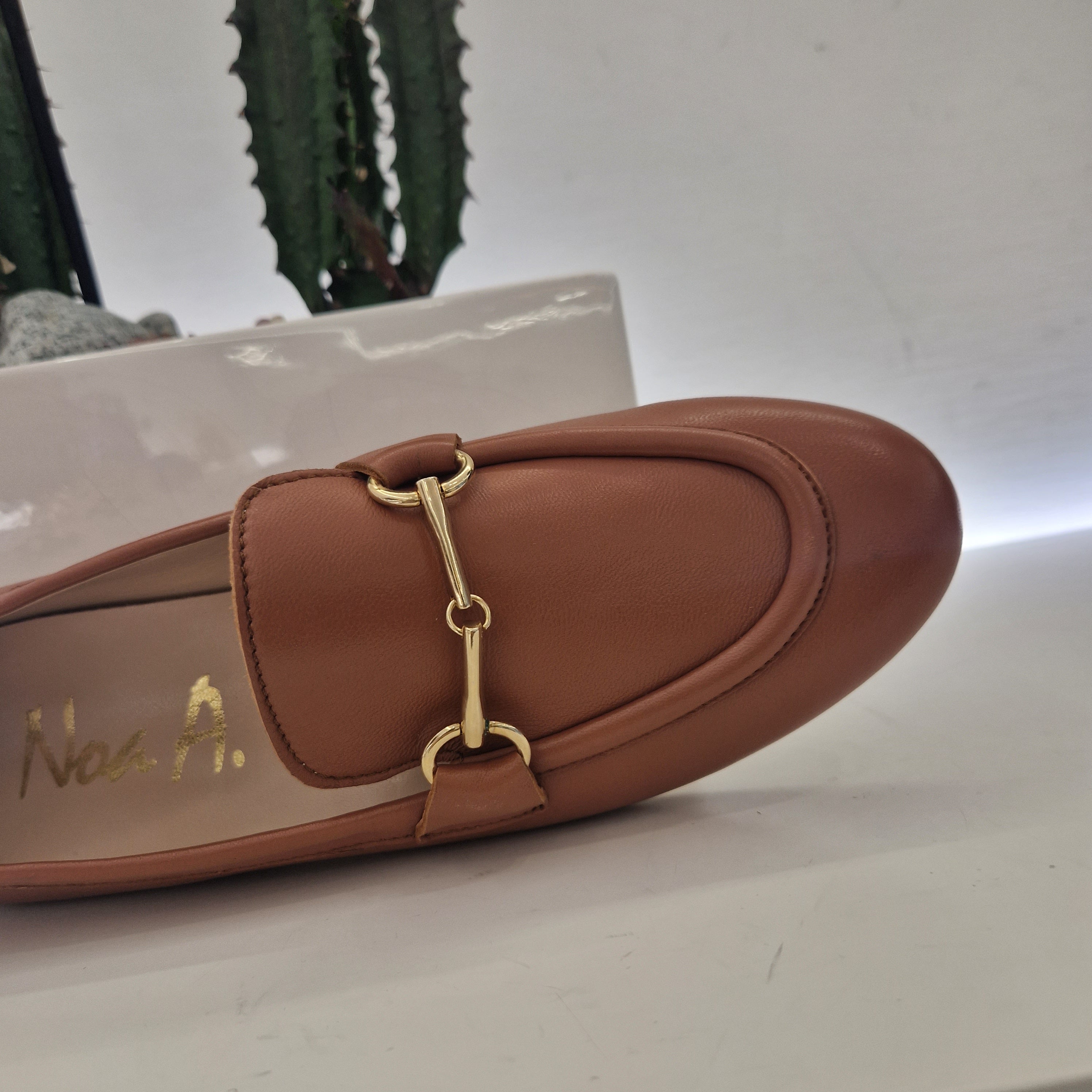 Noa A. Leather moccasin