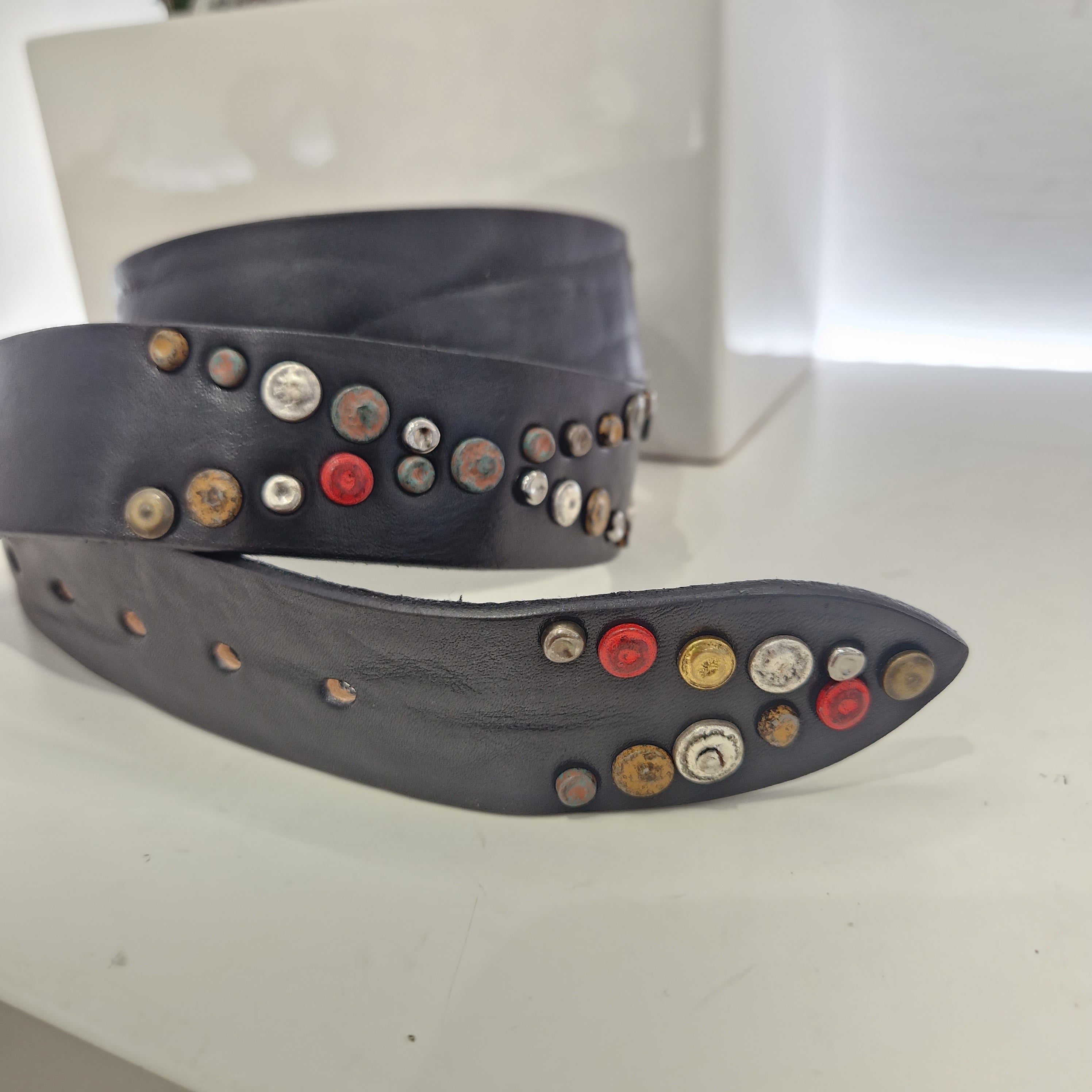 Alberto Luti cintura in pelle con borchie colorate