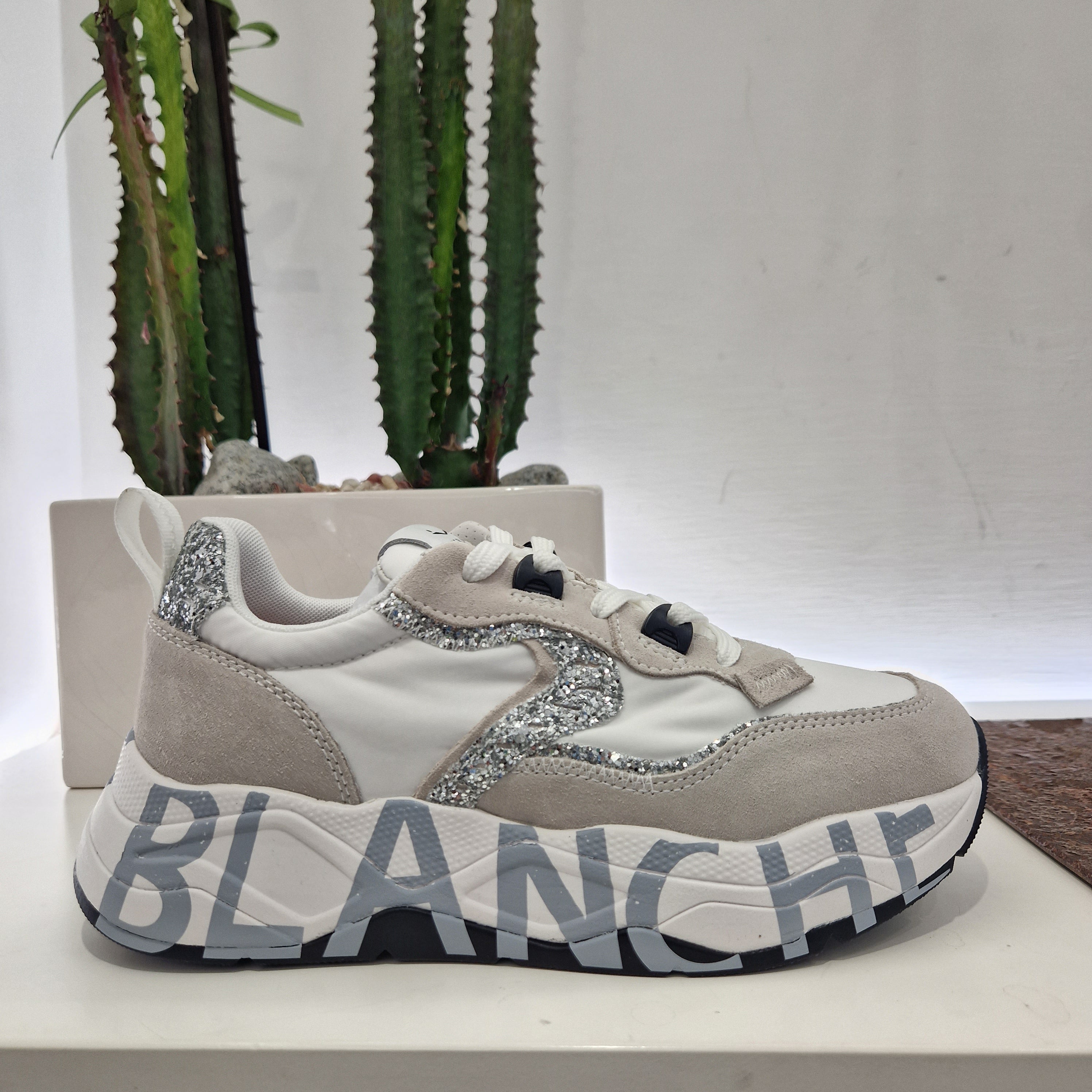 Voile Blanche sneaker bianca e glitter