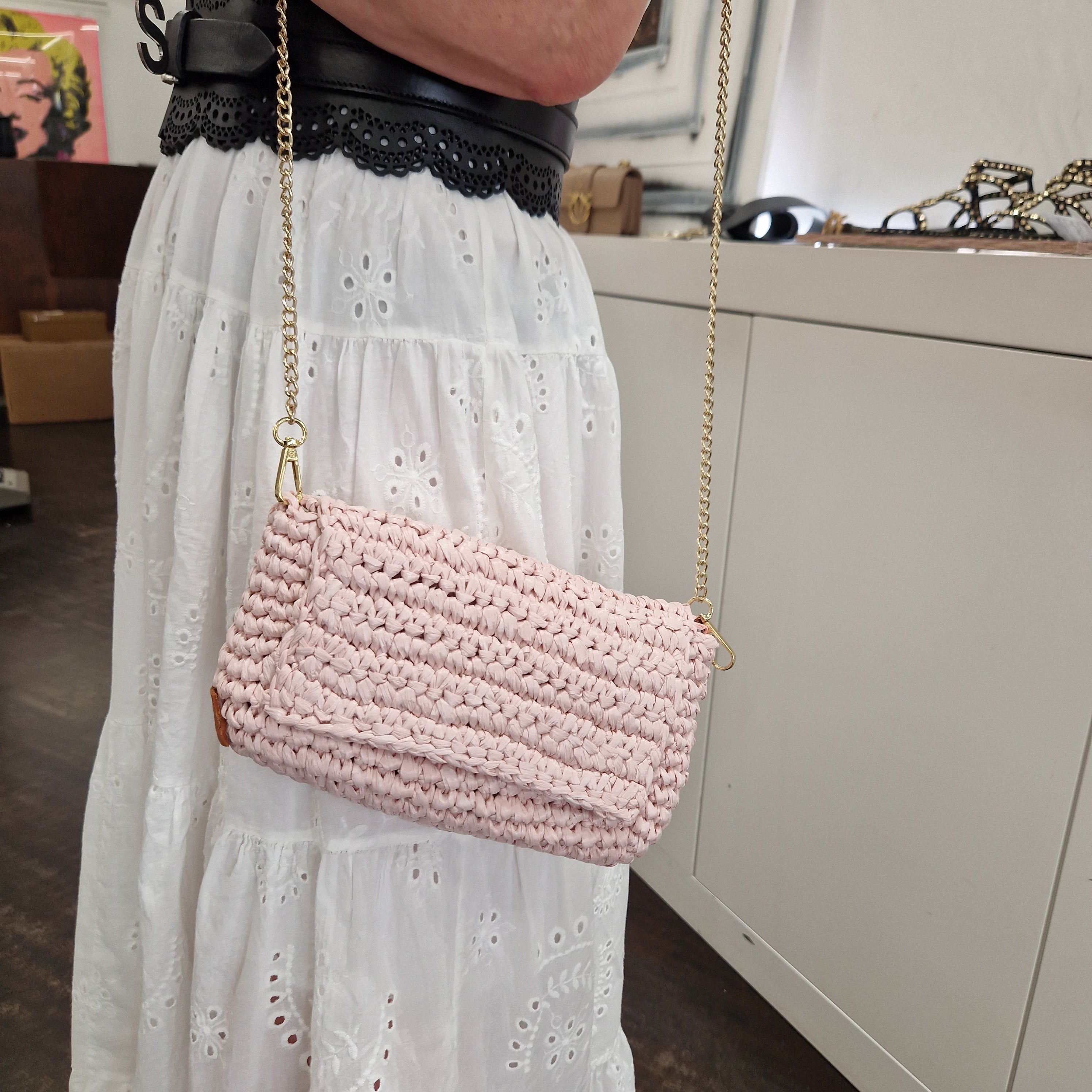 CHICA pochette intrecciata rosa chiaro