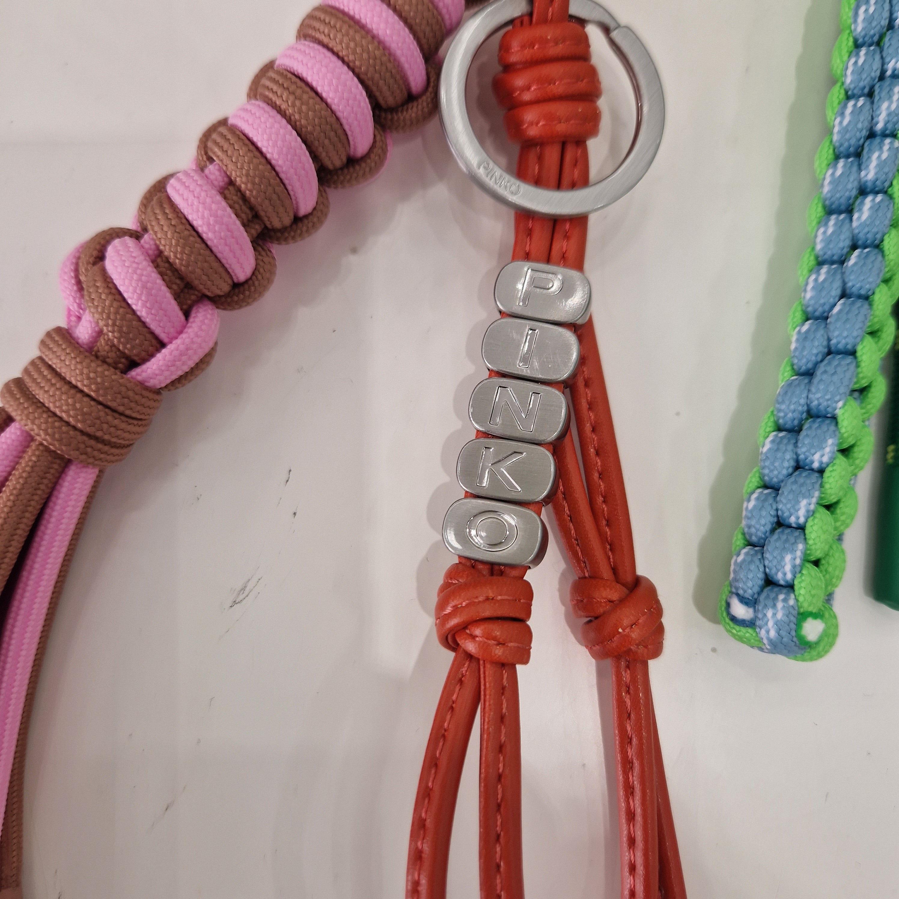 PINKO portachiavi con cordoncino