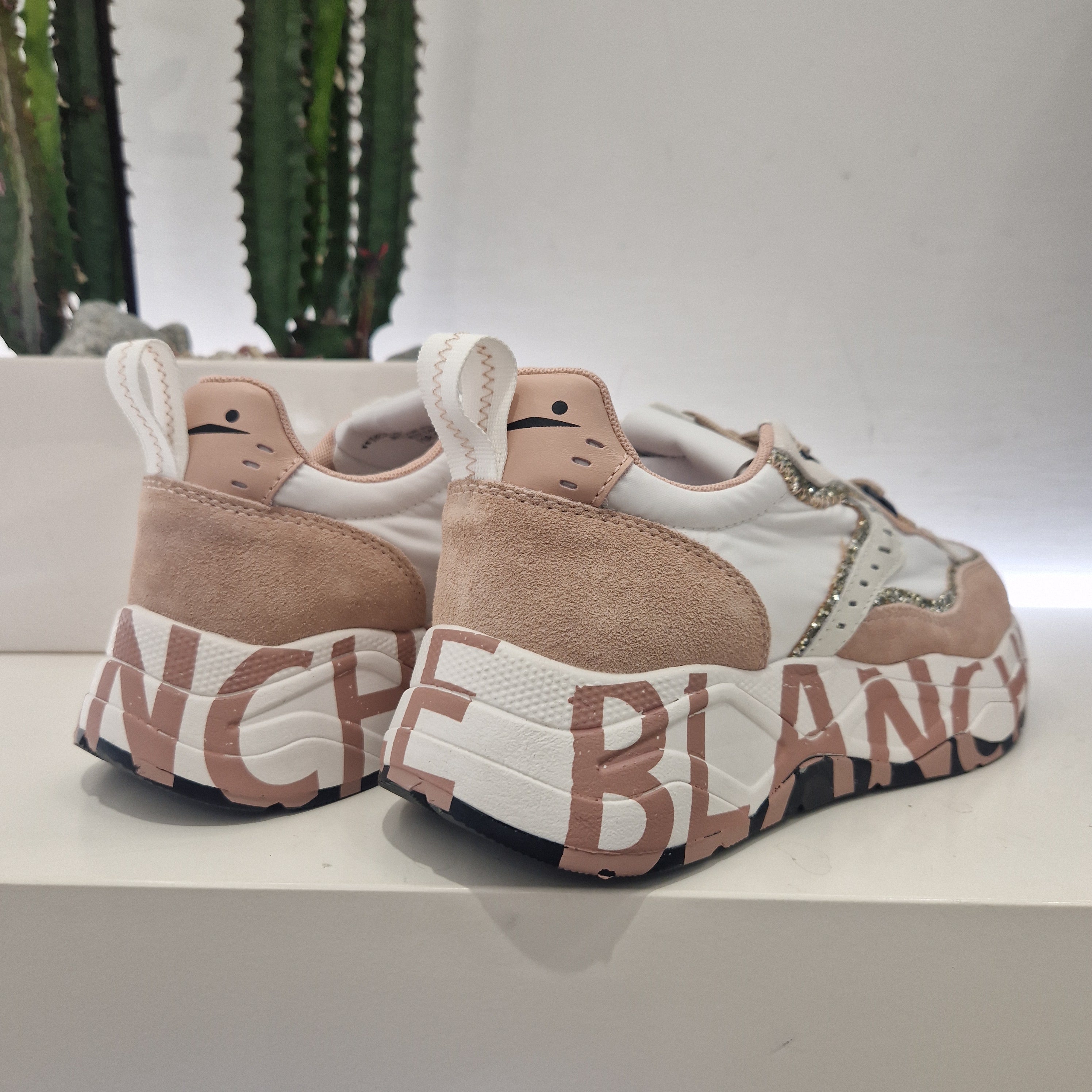 Voile Blanche sneaker rosa e glitter