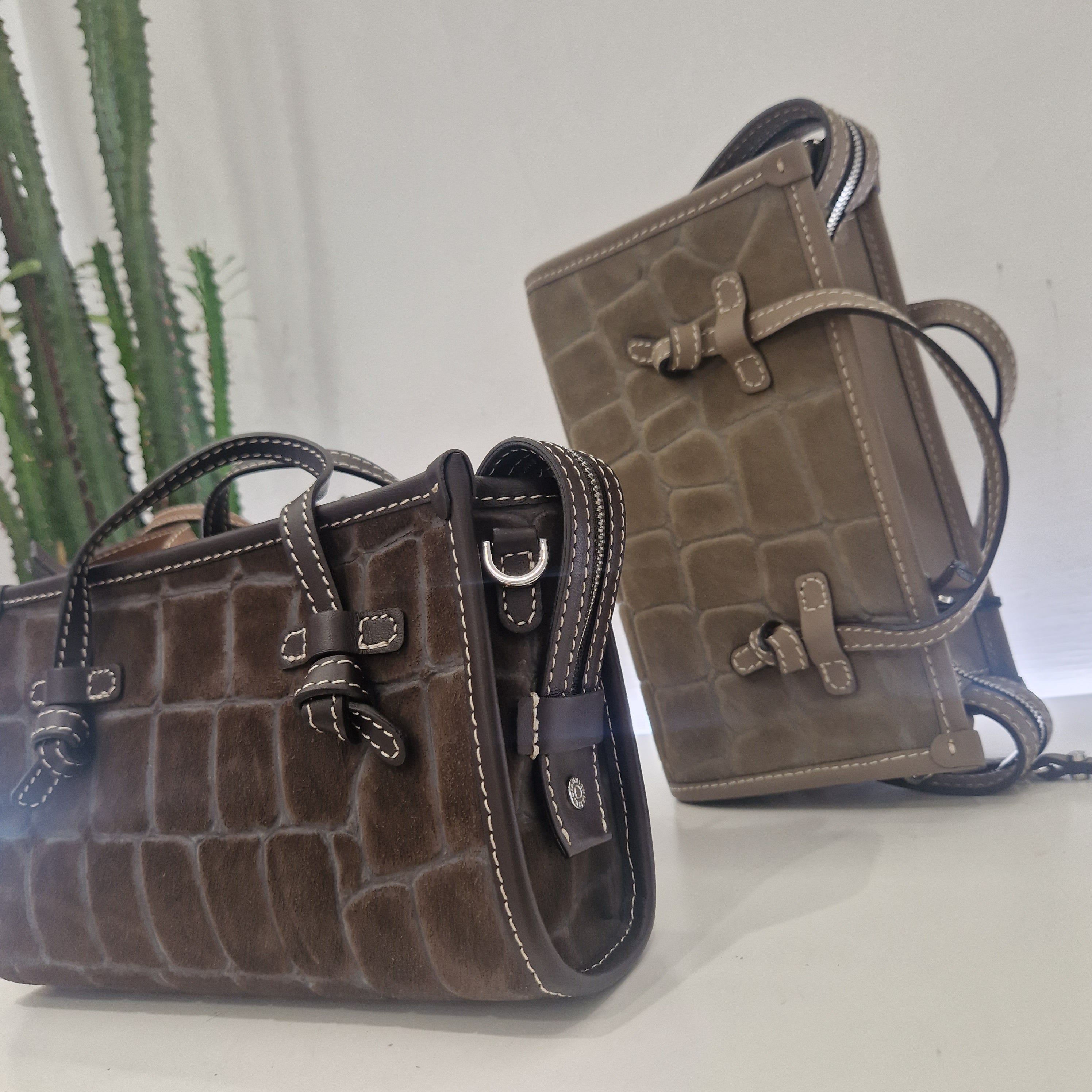 Gianni Chiarini MARCELLA JOY dimensione piccola in pelle scamosciata stampa cocco