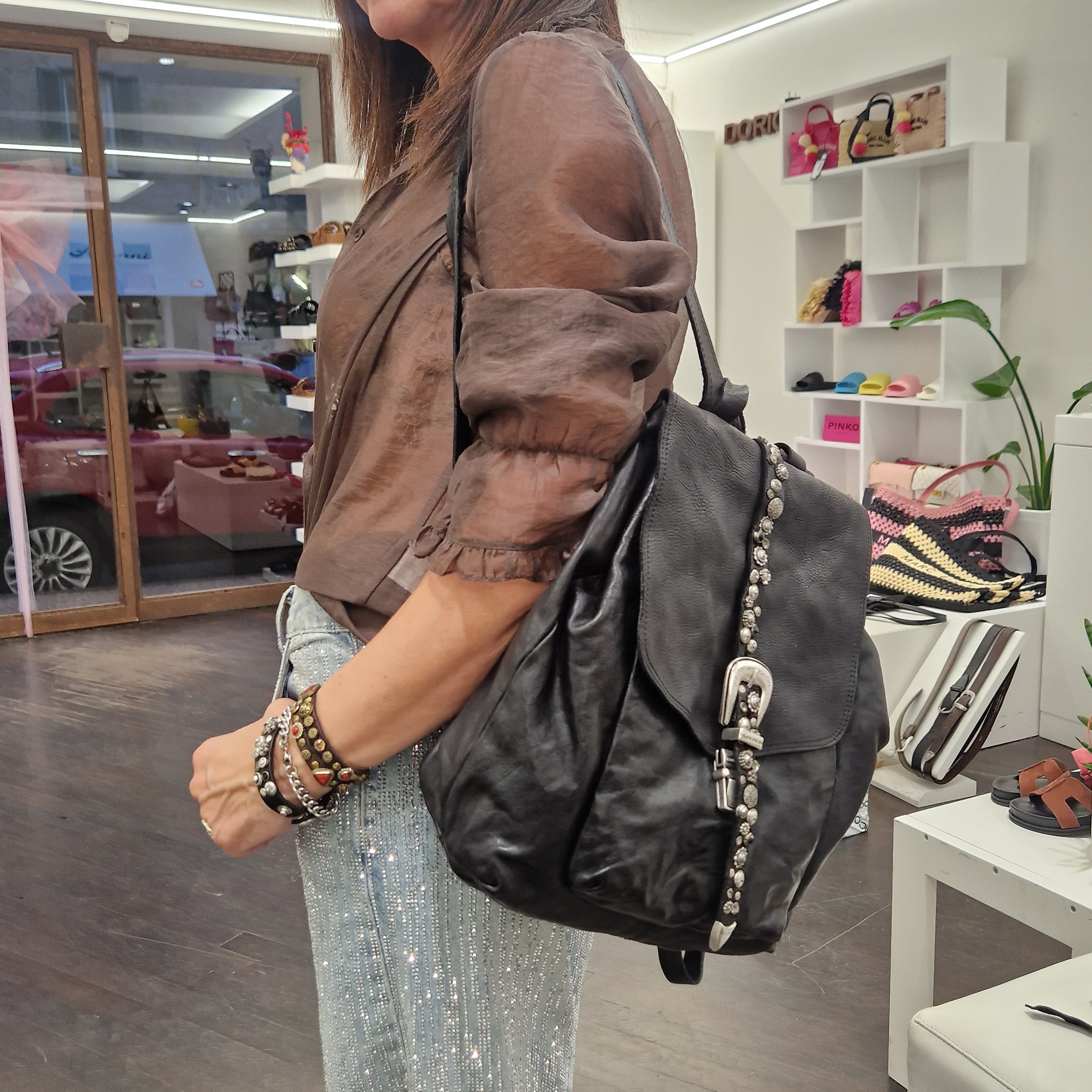 Campomaggi zaino BERTA linea CEFALÙ nera accessori argento
