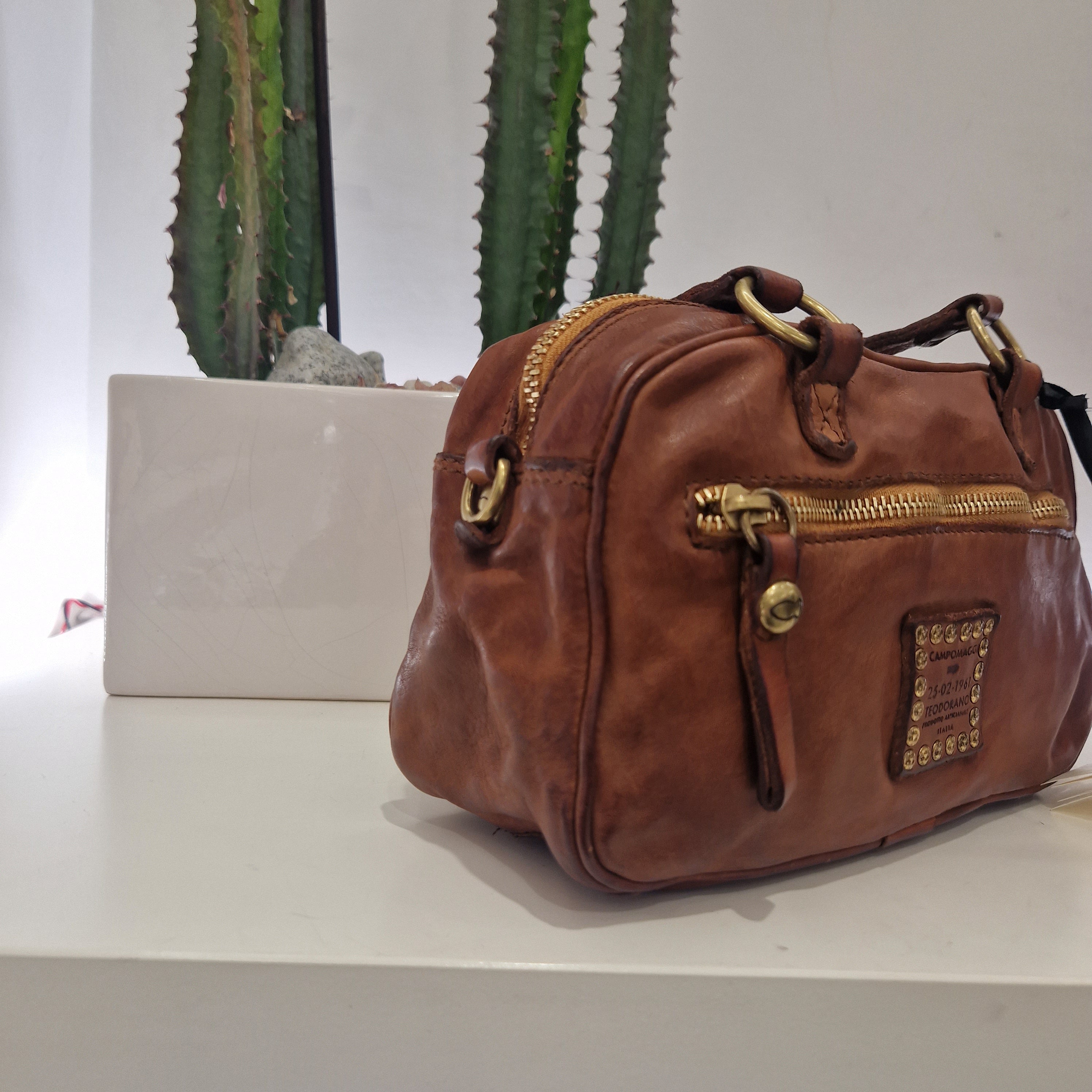 Campomaggi linea LARICE borsa bauletto piccolo color cuoio
