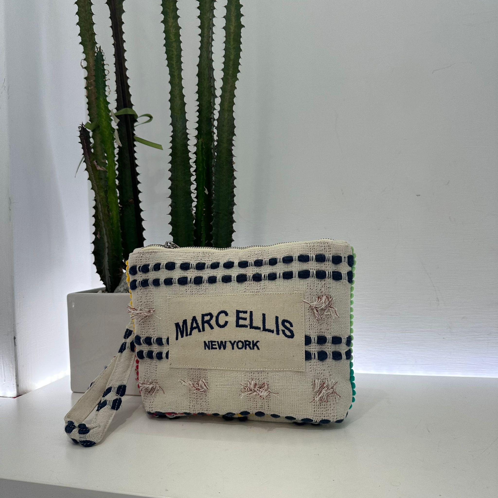 Marc Ellis pochette in tessuto variate righe fondo panna