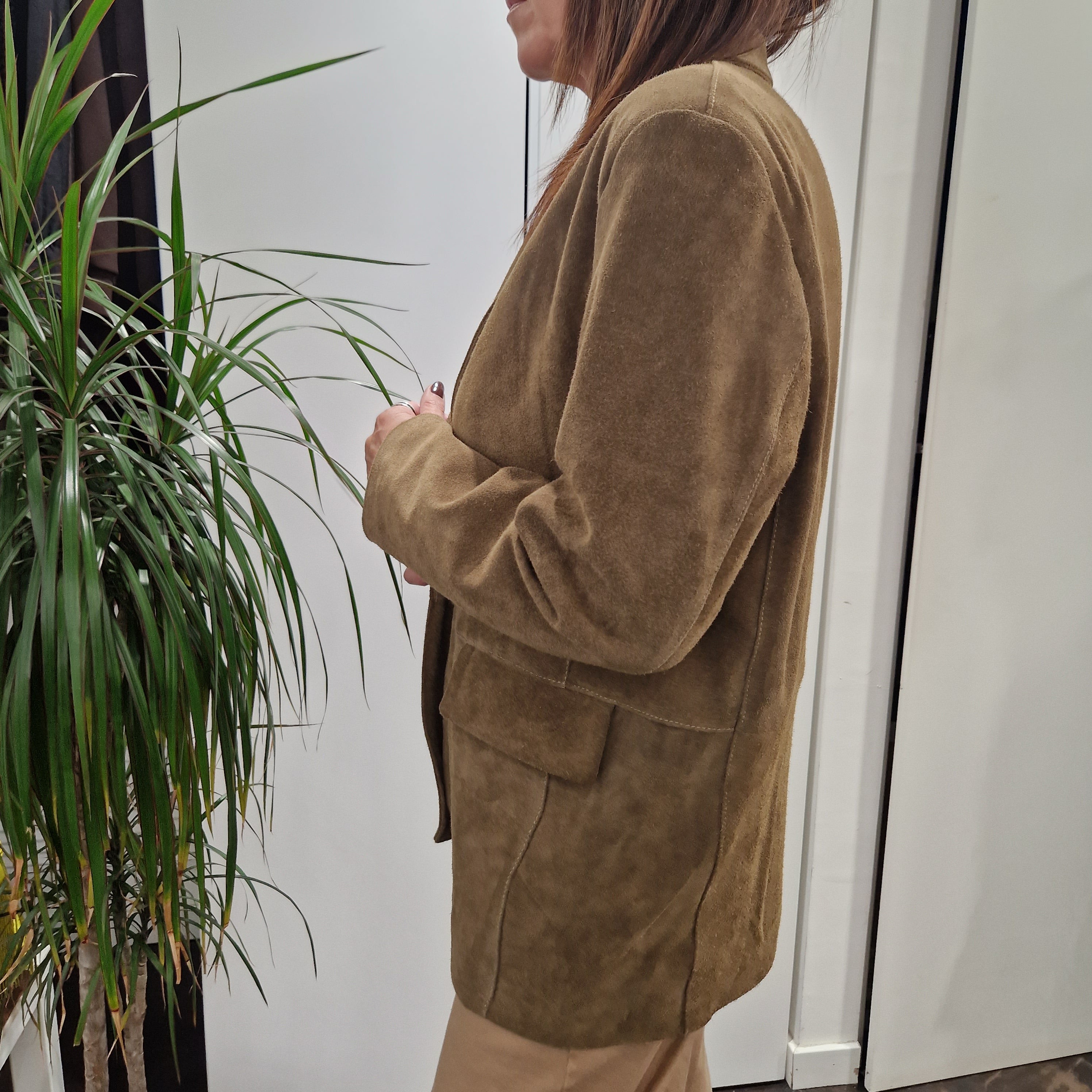 Giacca blazer in vera pelle scamosciata color sand modello blazer