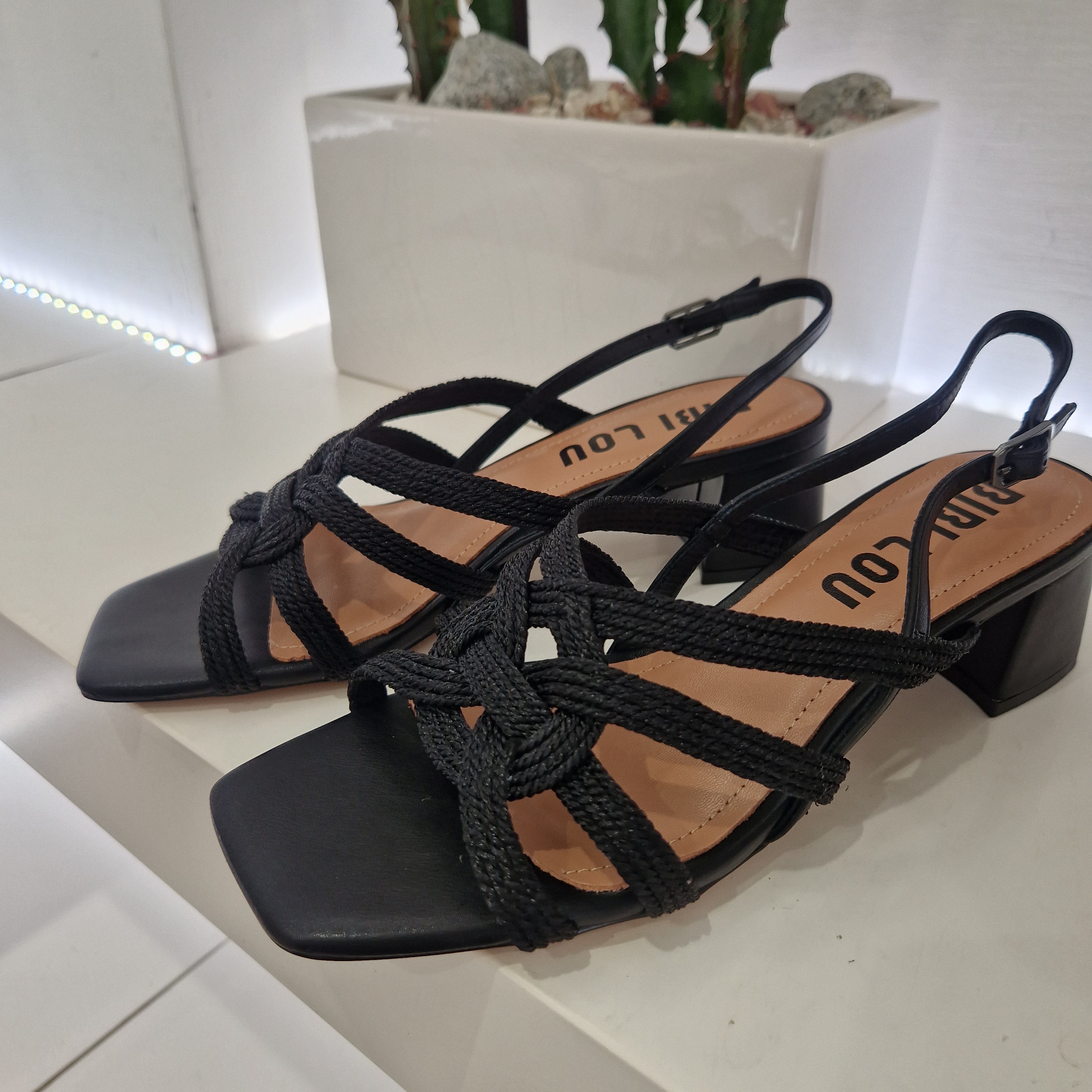 Bibilou sandalo nero tacco 5 cm