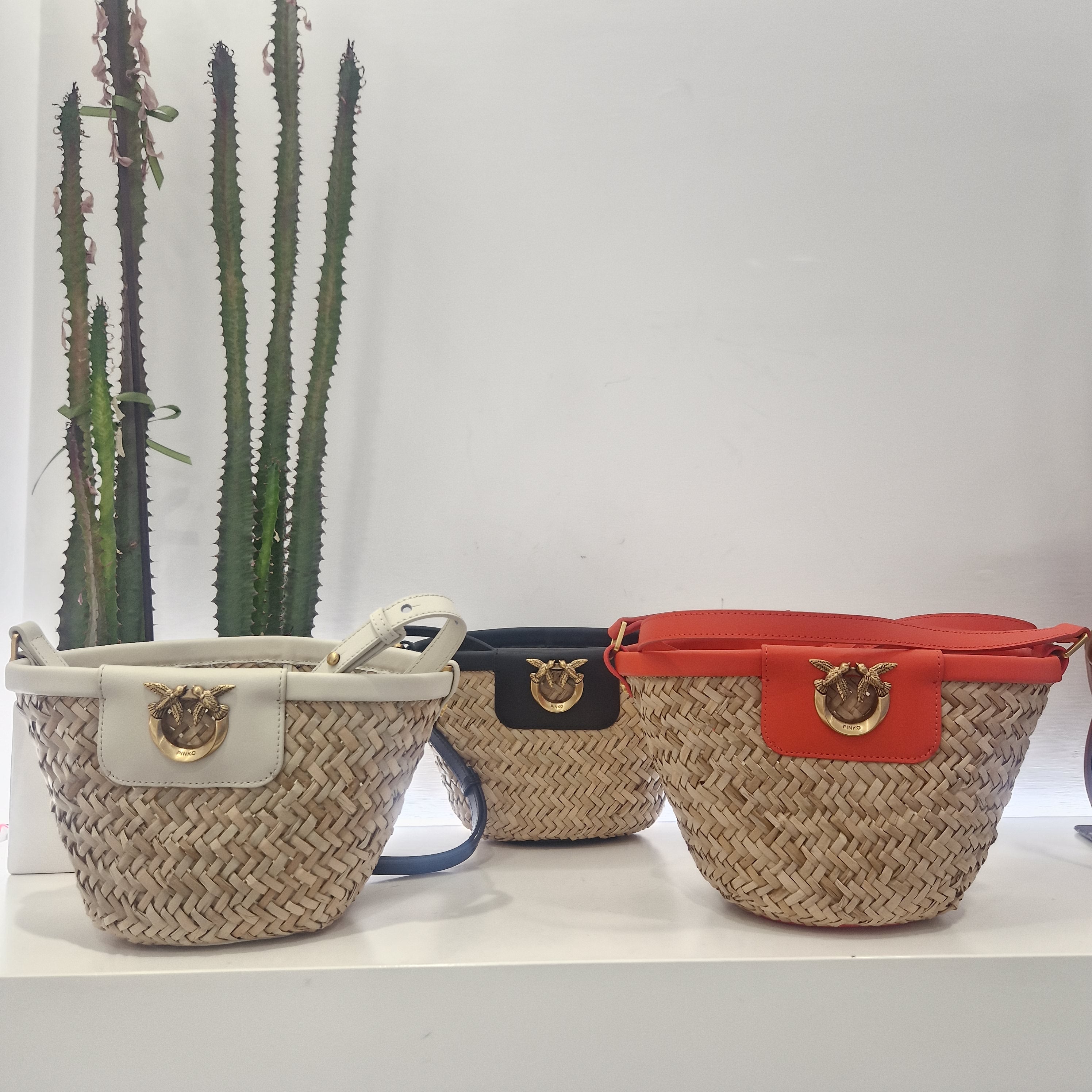 PINKO borsa LOVE SUMMER BASKET formato piccolo in rafia