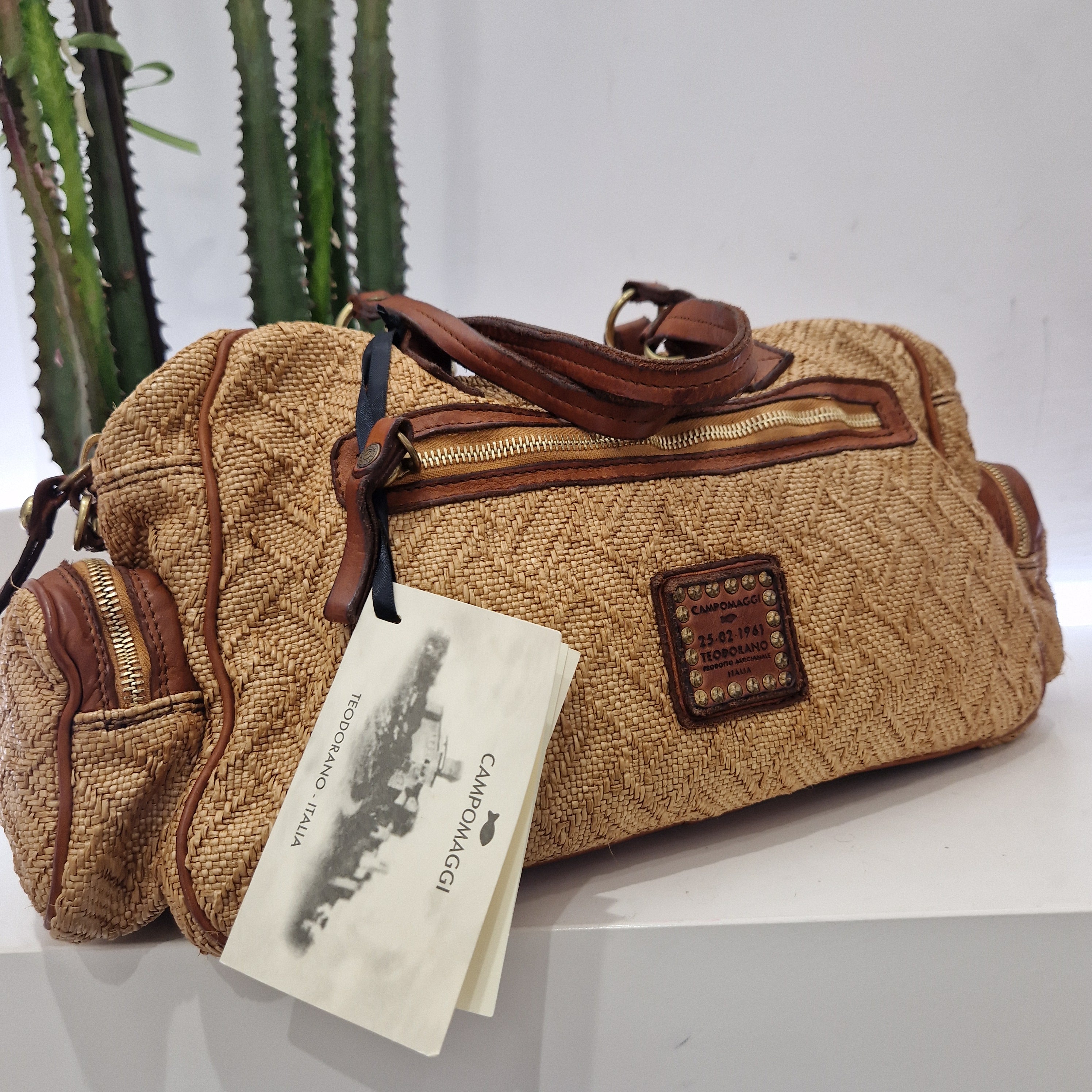 Campomaggi linea LARICE borsa bauletto piccolo color cuoio