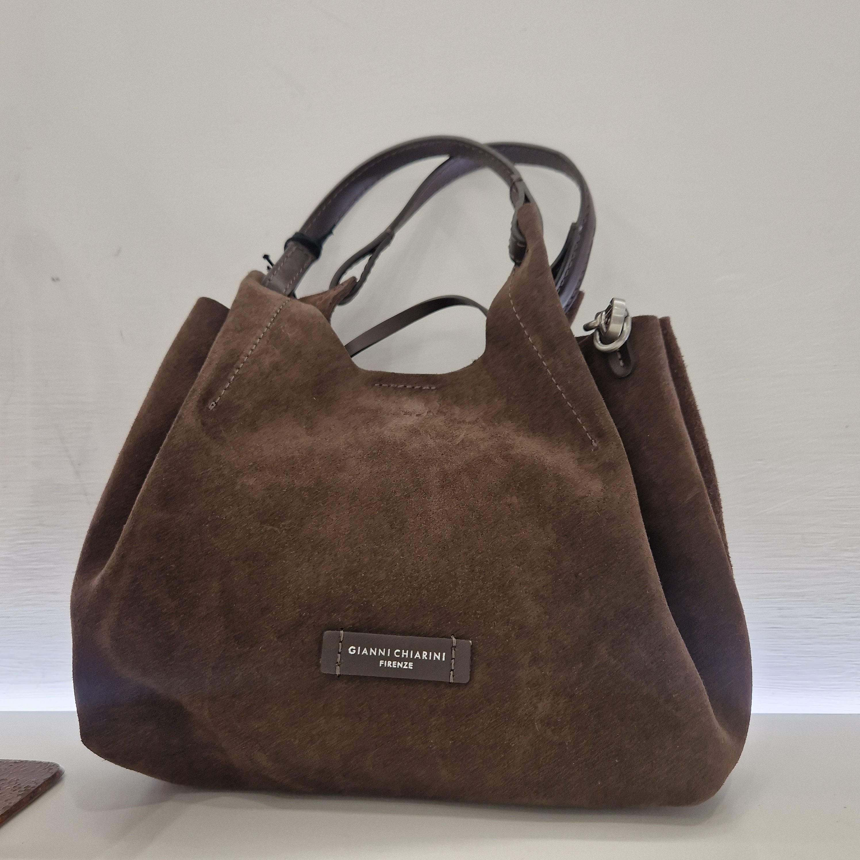 Gianni Chiarini borsa linea DUA formato medio pellame scamosciato