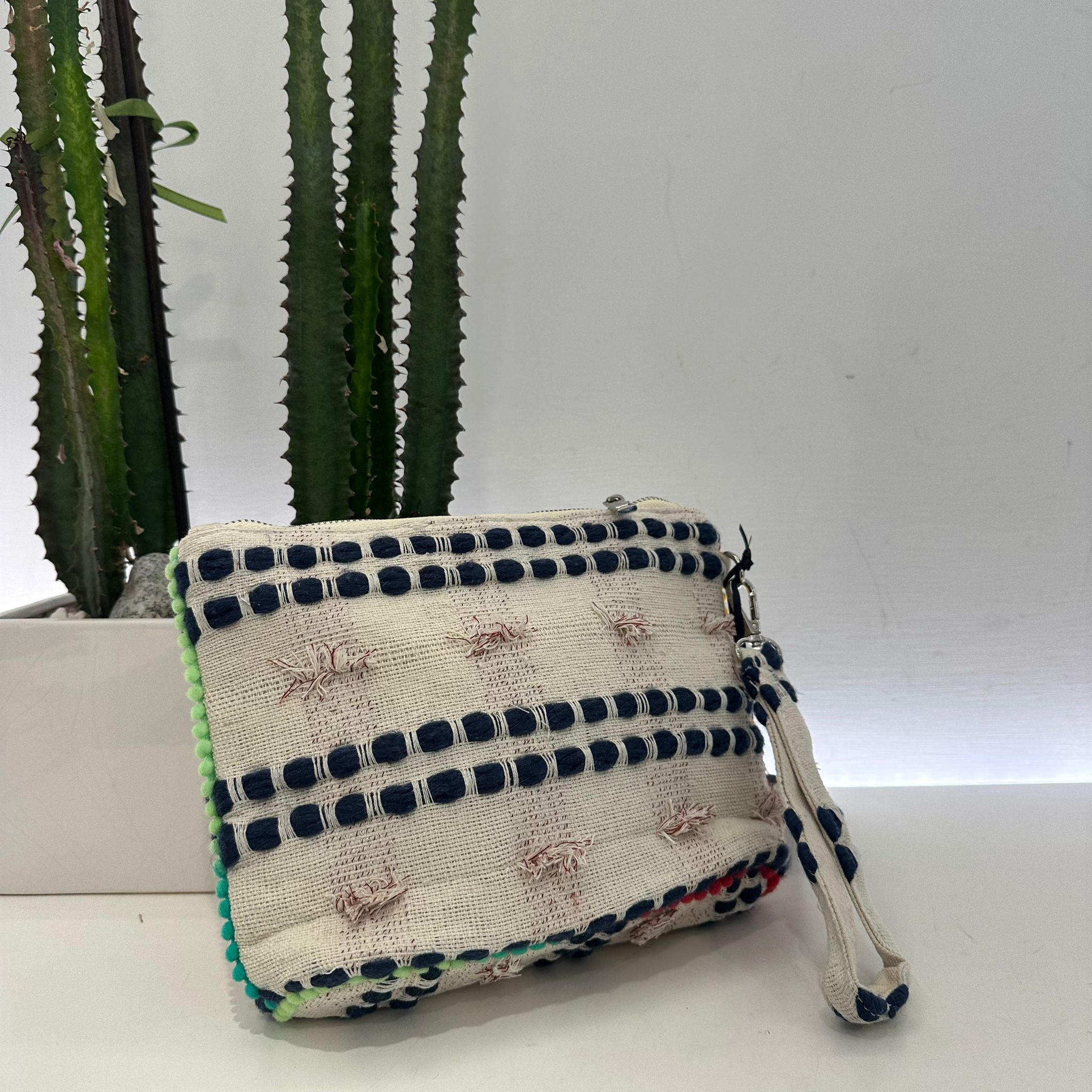 Marc Ellis pochette in tessuto variate righe fondo panna