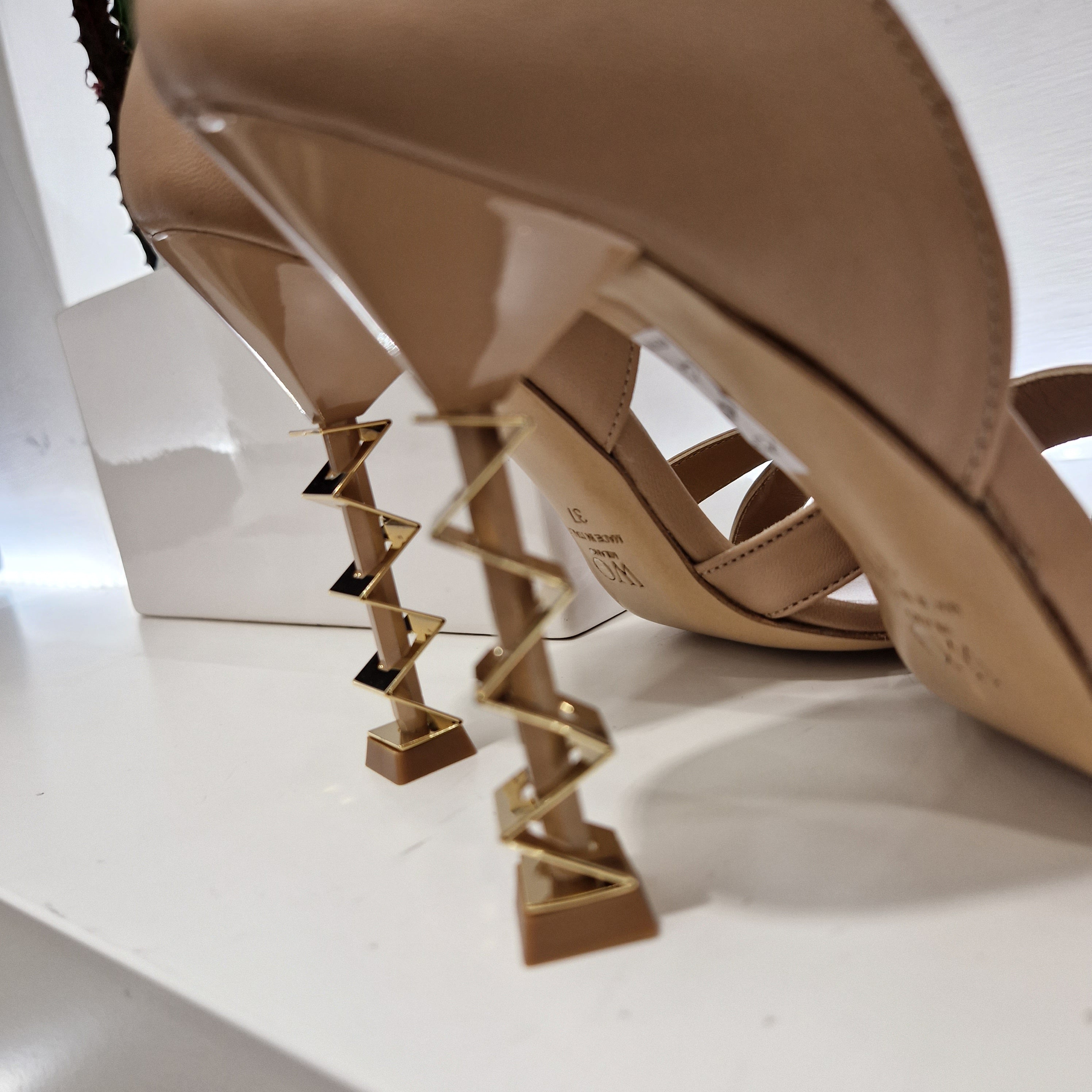Wo Milano gold heel sandal