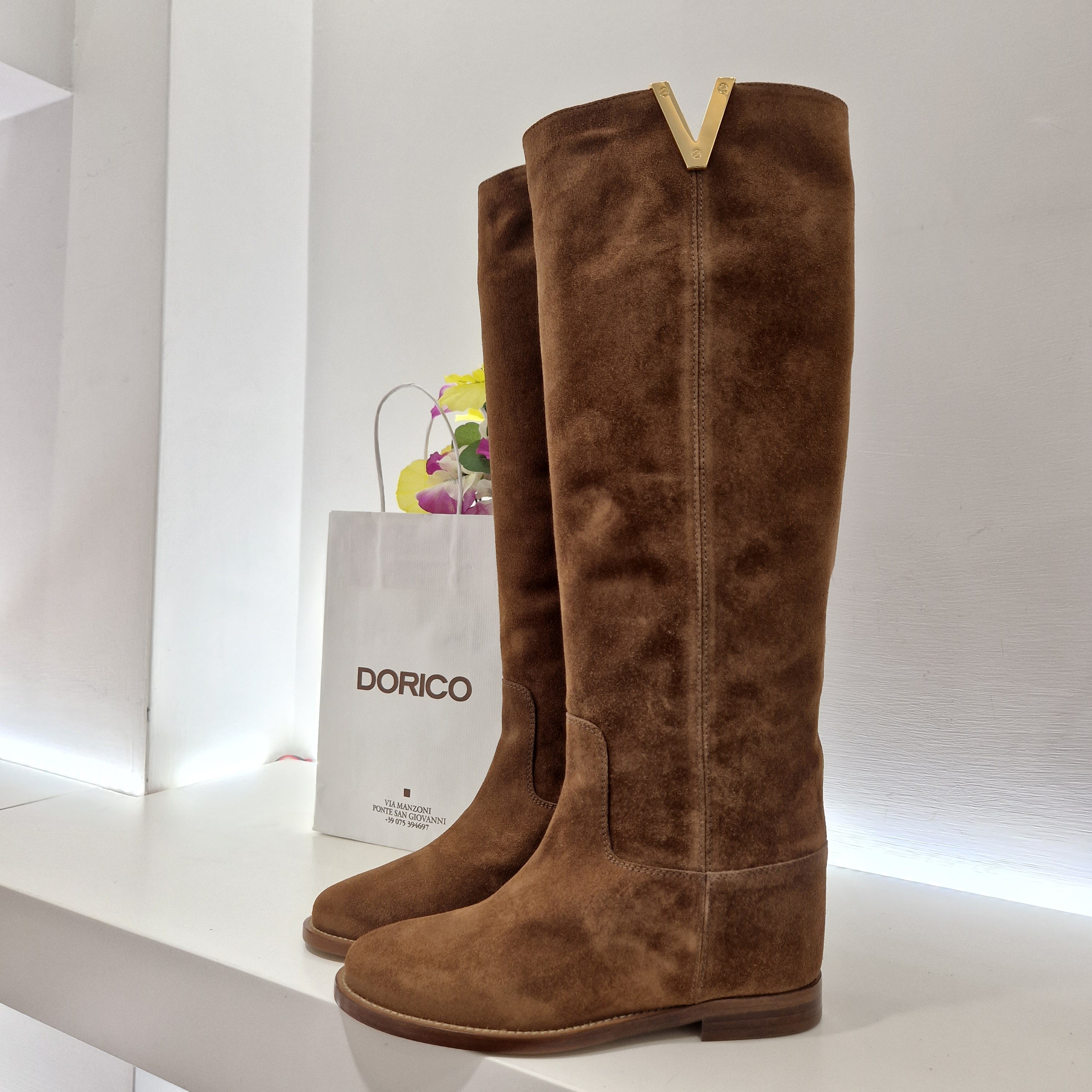 Via Roma 15 gold V boot