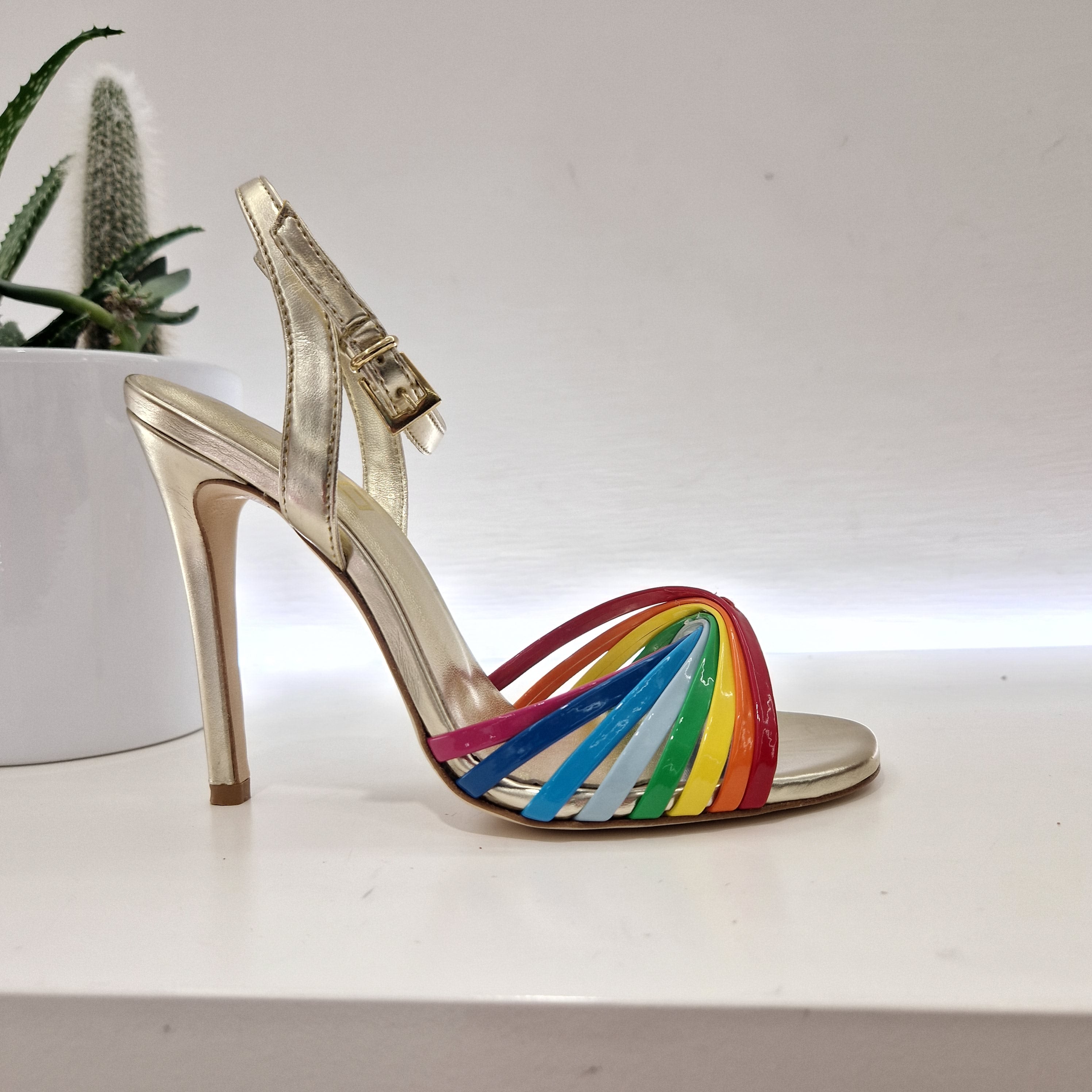 Multicolor sandal