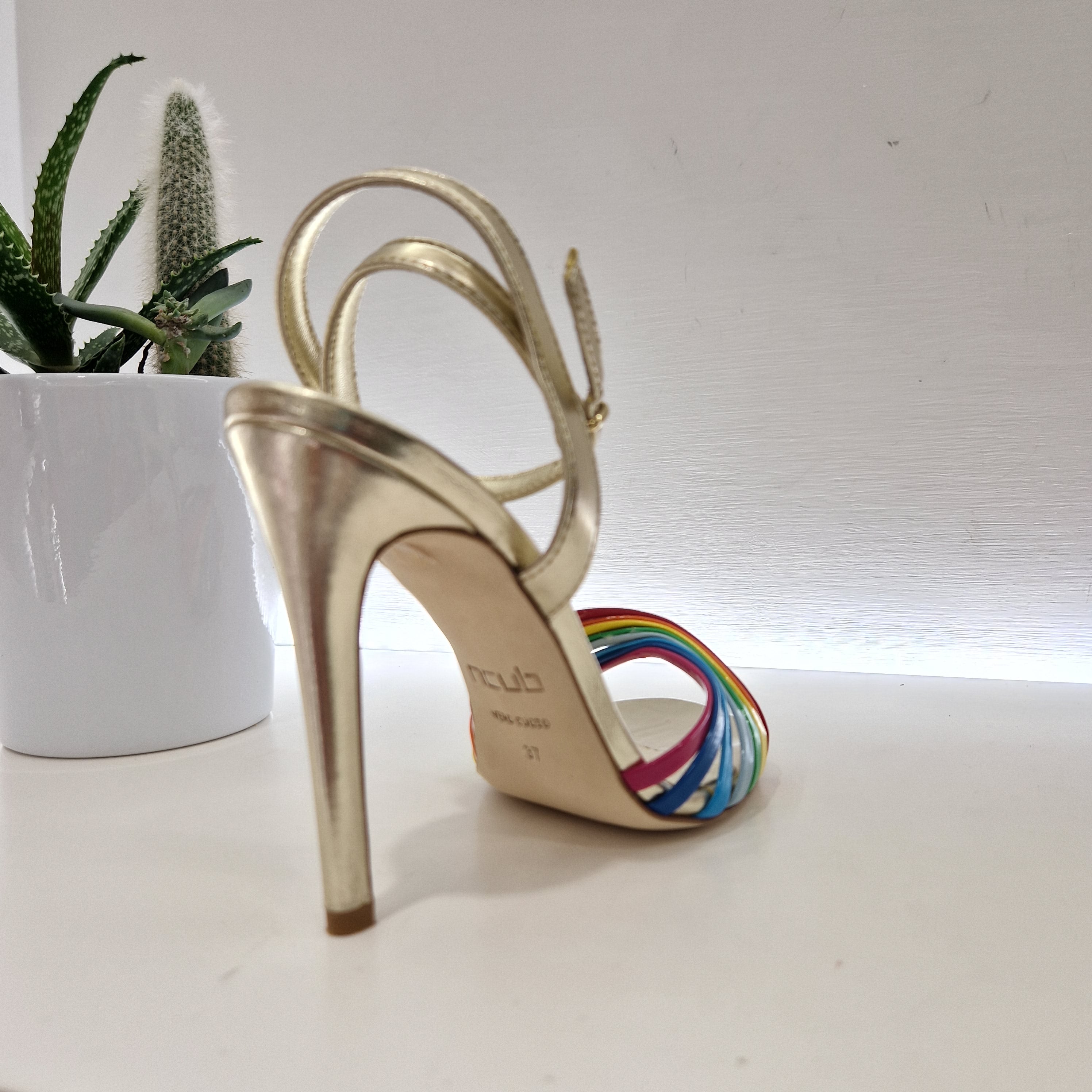 Multicolor sandal