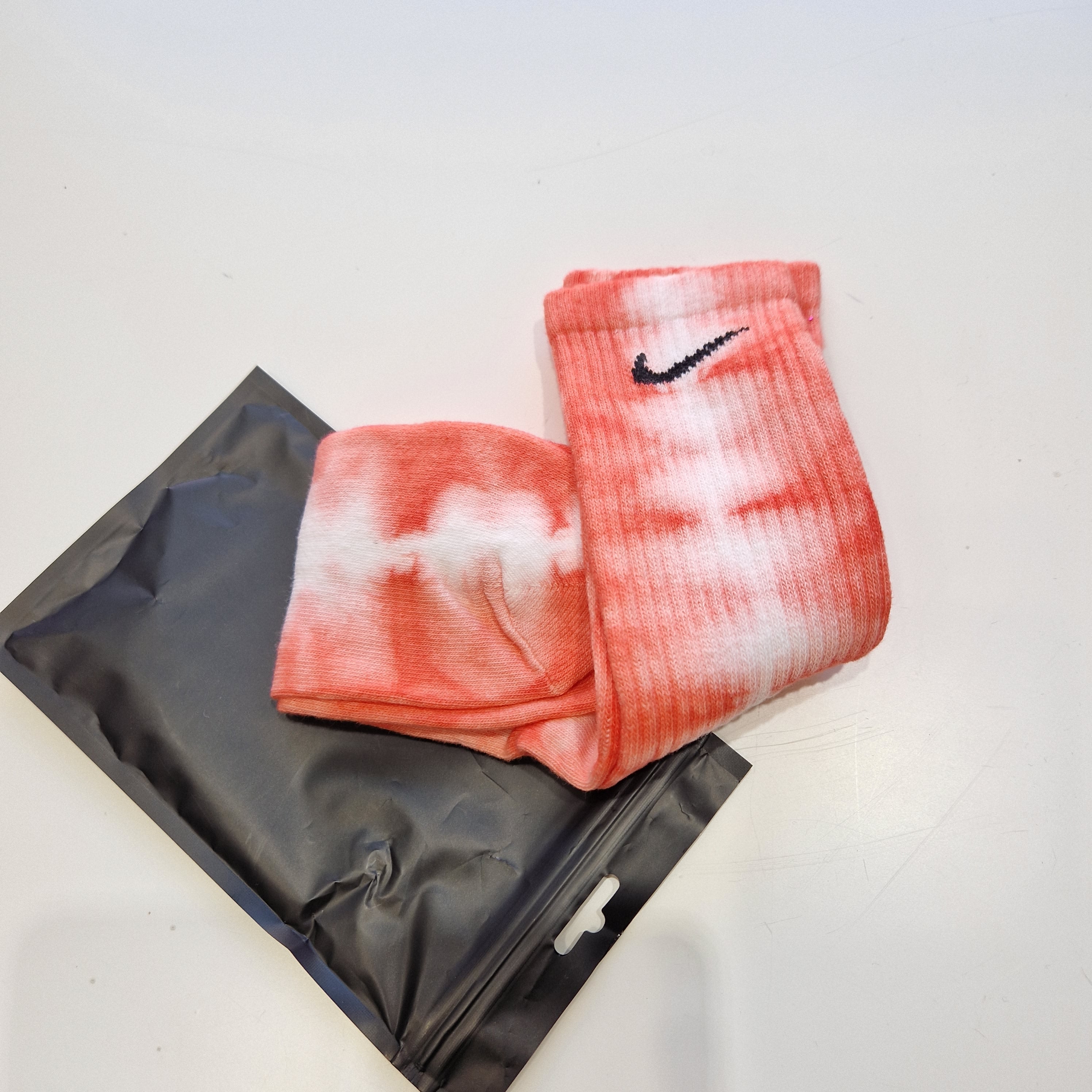 Nike Custom calza rossa