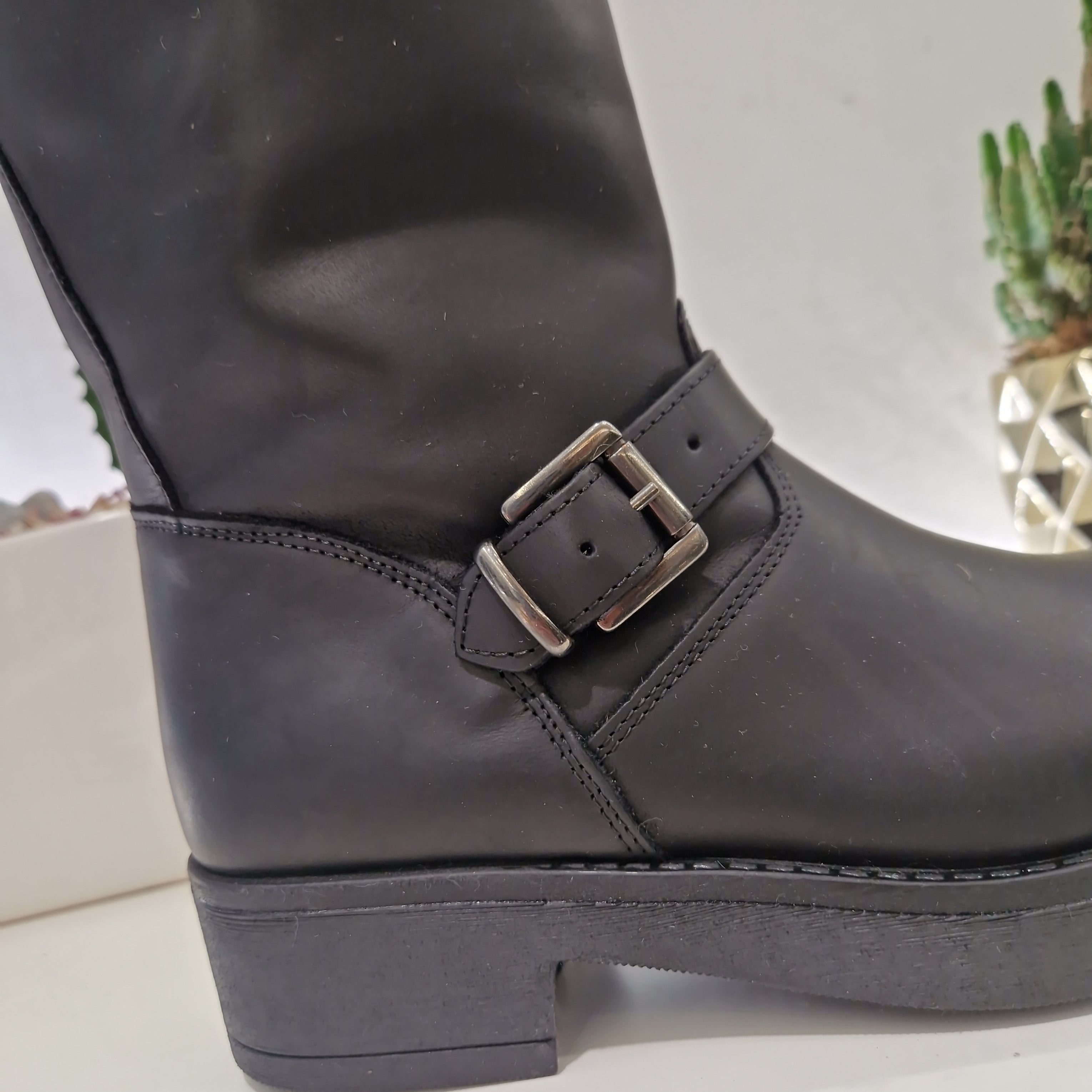 Stelio Malori biker corto