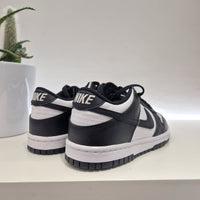 Nike Dunk Low nera/bianca