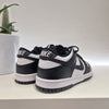 Nike Dunk Low nera/bianca