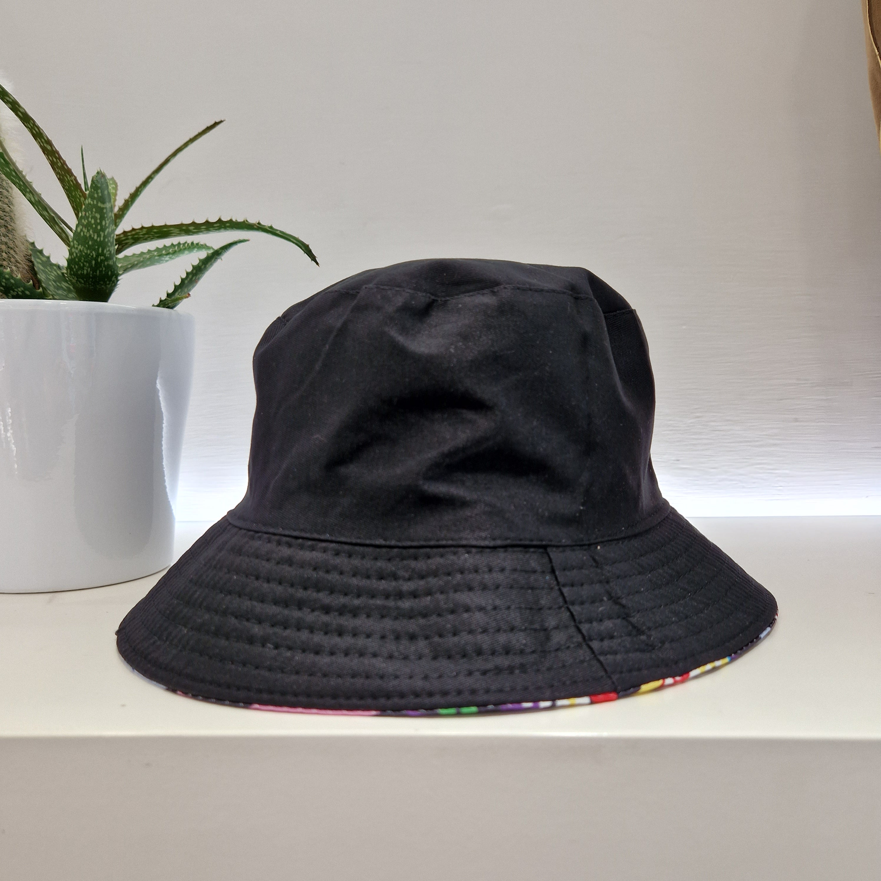 Cappello impermeabile modello pescatore