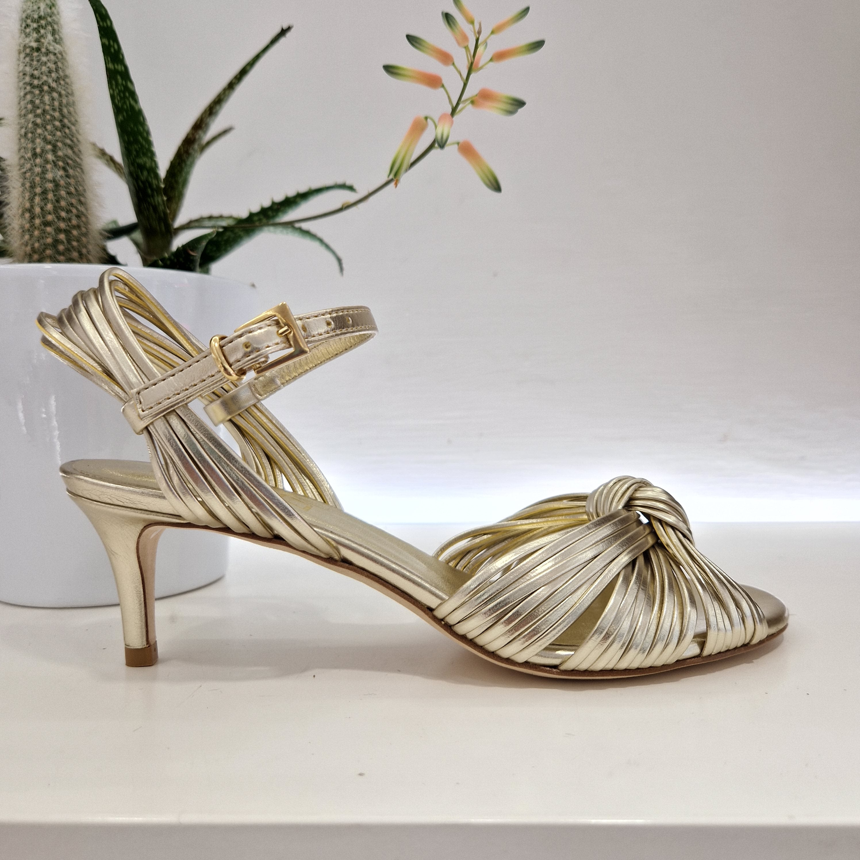 Sandalo oro tacco 5 cm