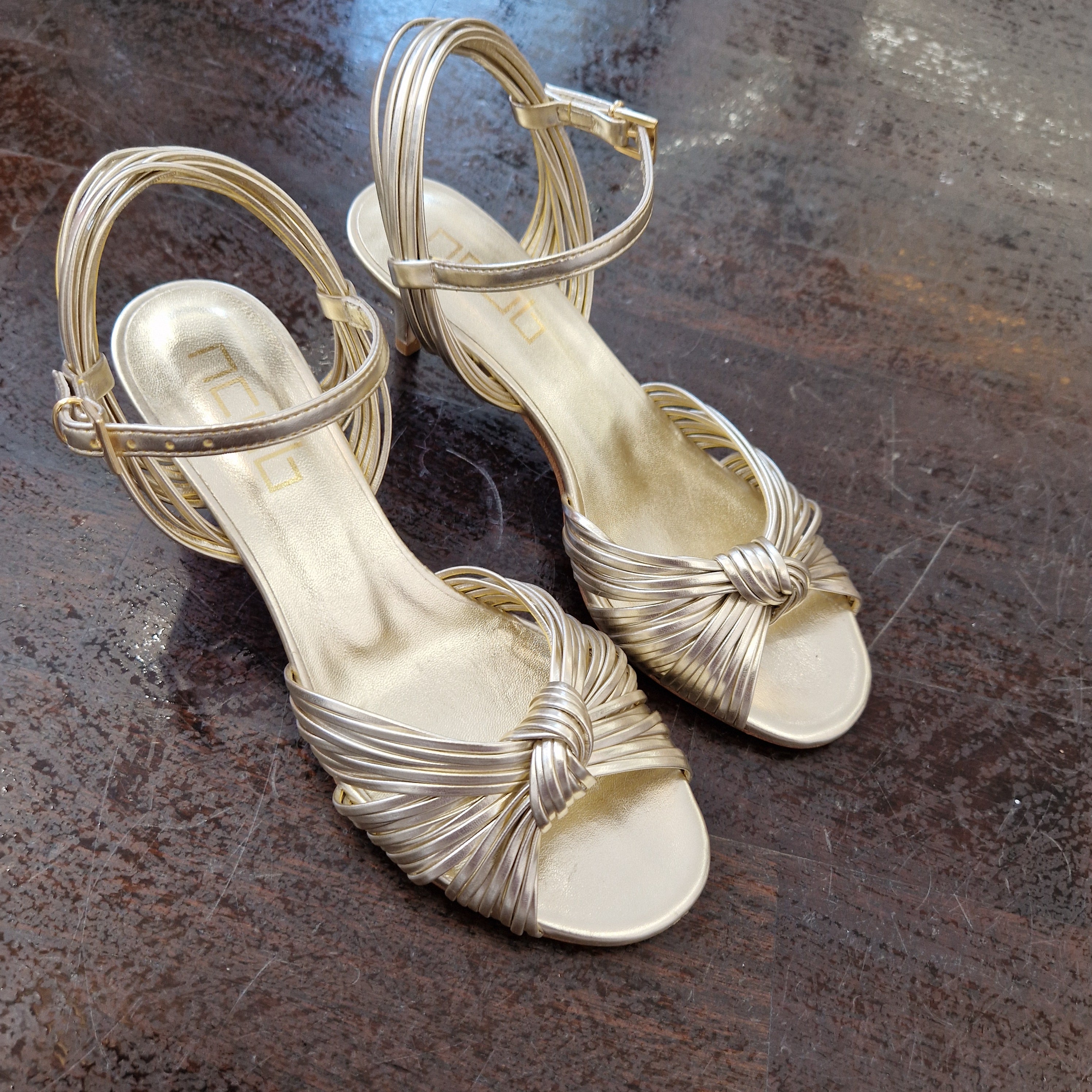 Gold sandal 5 cm heel