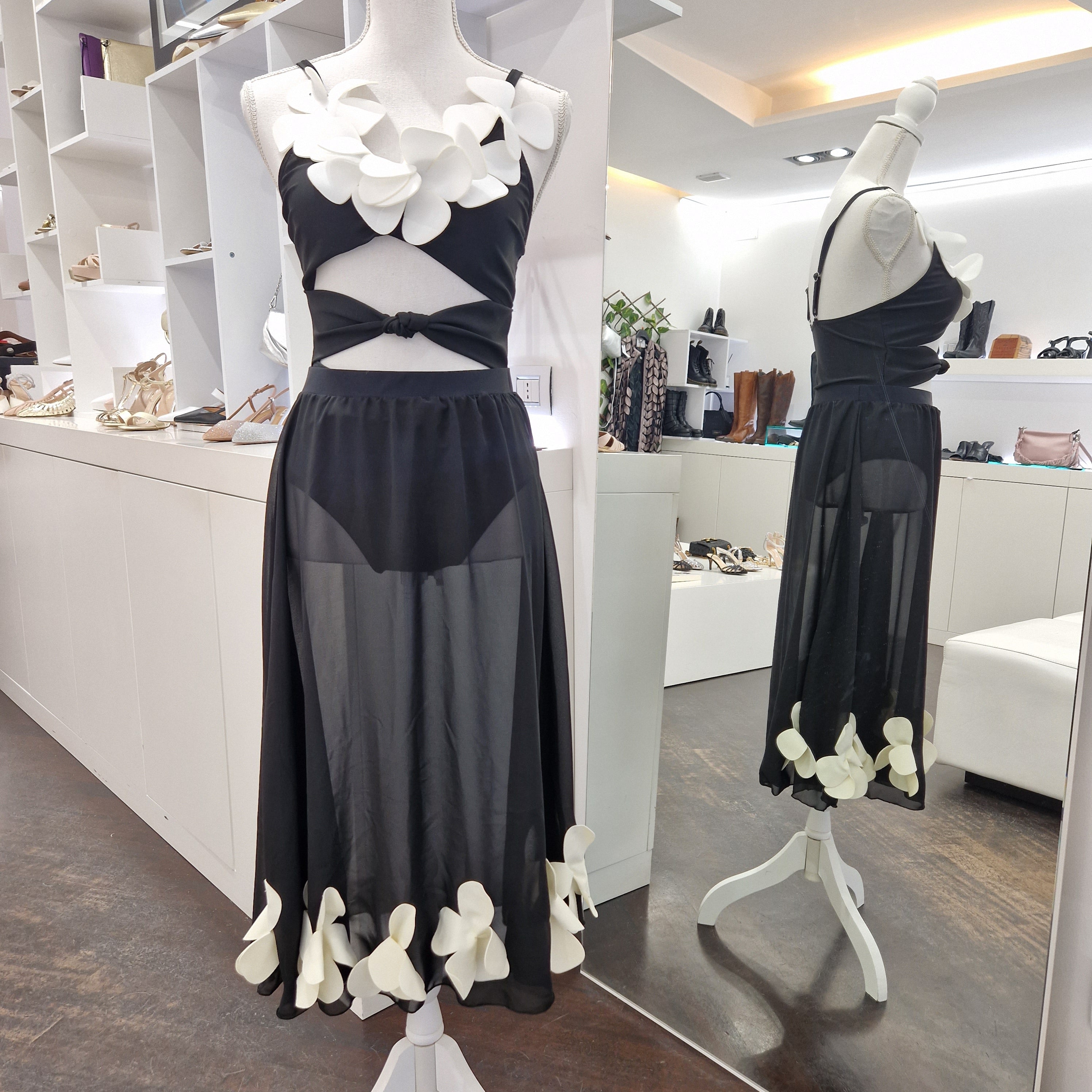 Coordinato costume intero con gonna velata