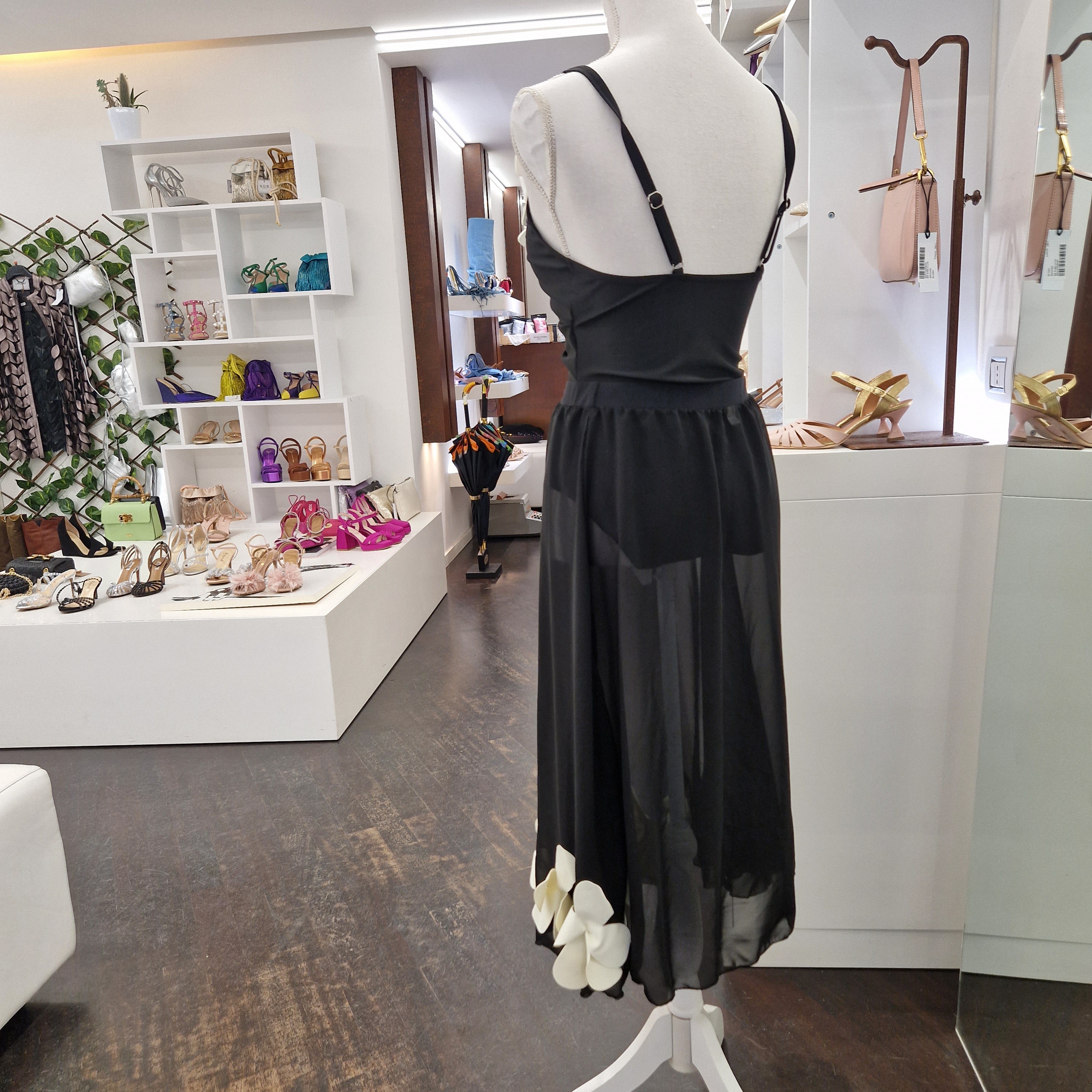Coordinato costume intero con gonna velata
