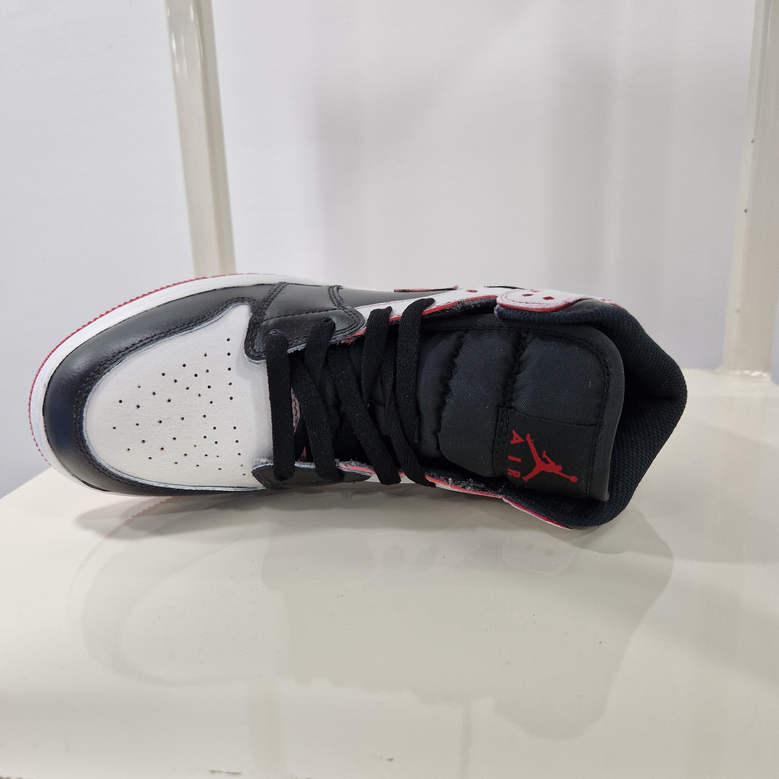 Nike Air Kordan 1 MID